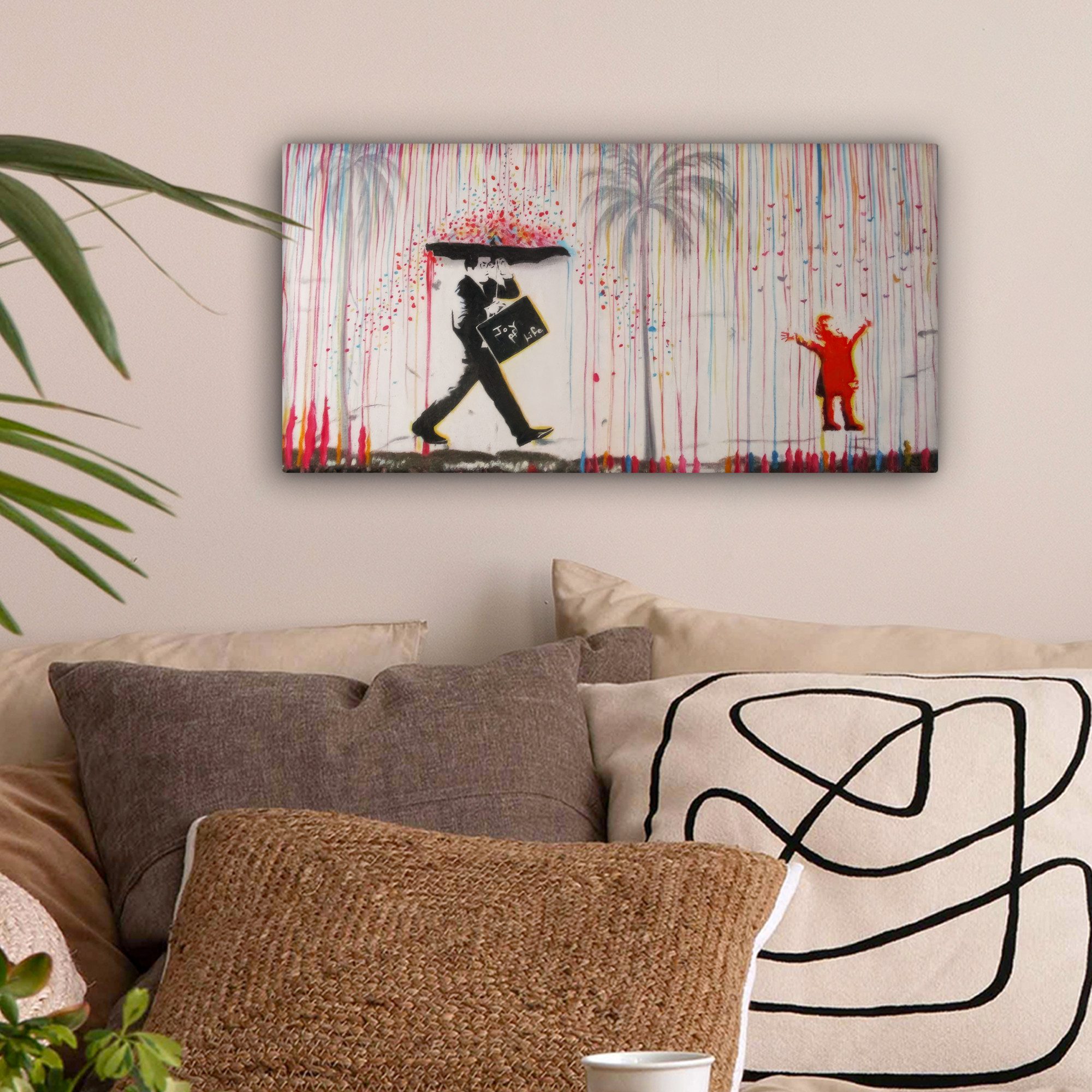 OneMillionCanvasses® Leinwandbild Panorama Regen - Graffiti - Mann - Banksy günstig online kaufen