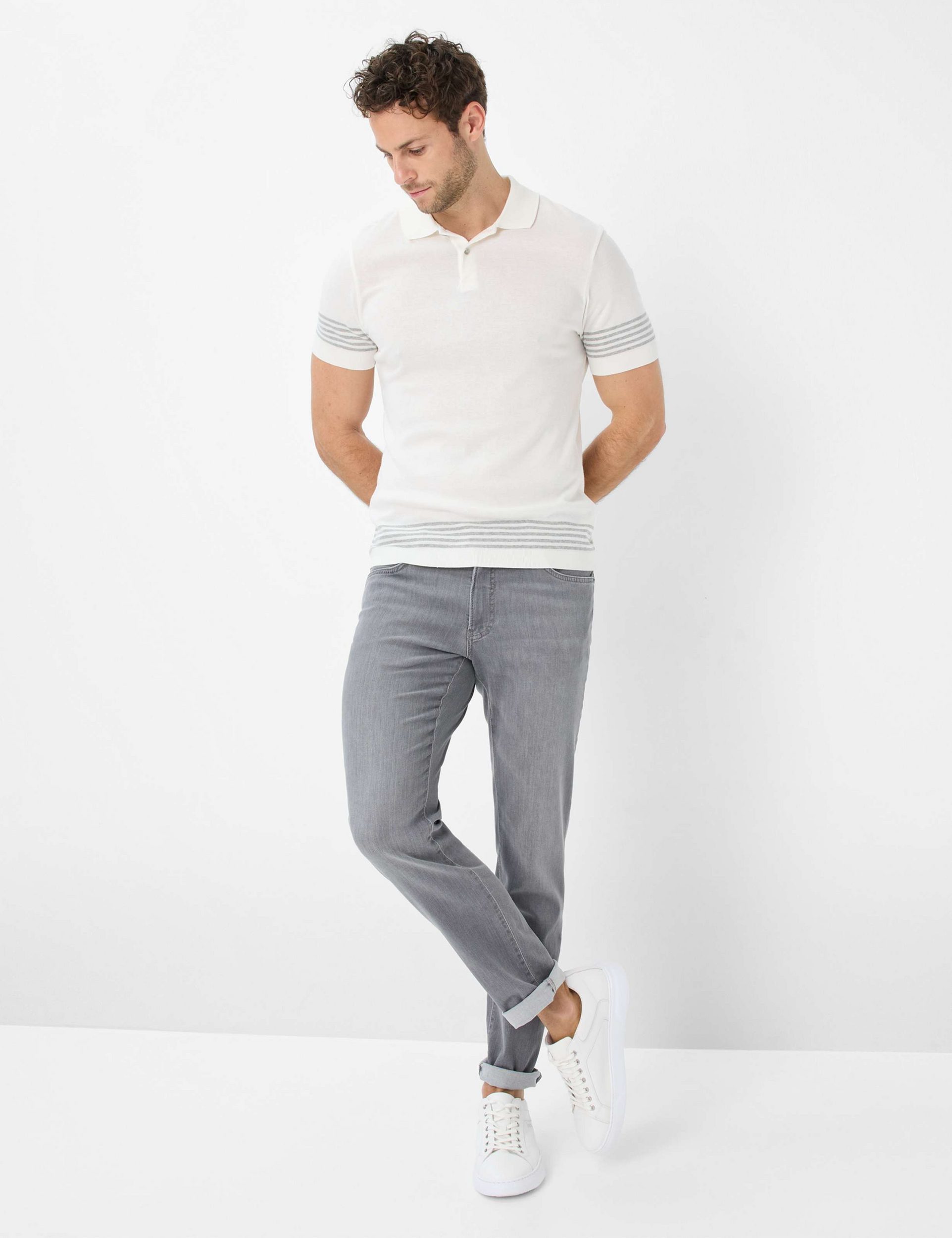 Brax 5-Pocket-Jeans CHUCK Hi-Flex Light, softer Sommerdenim