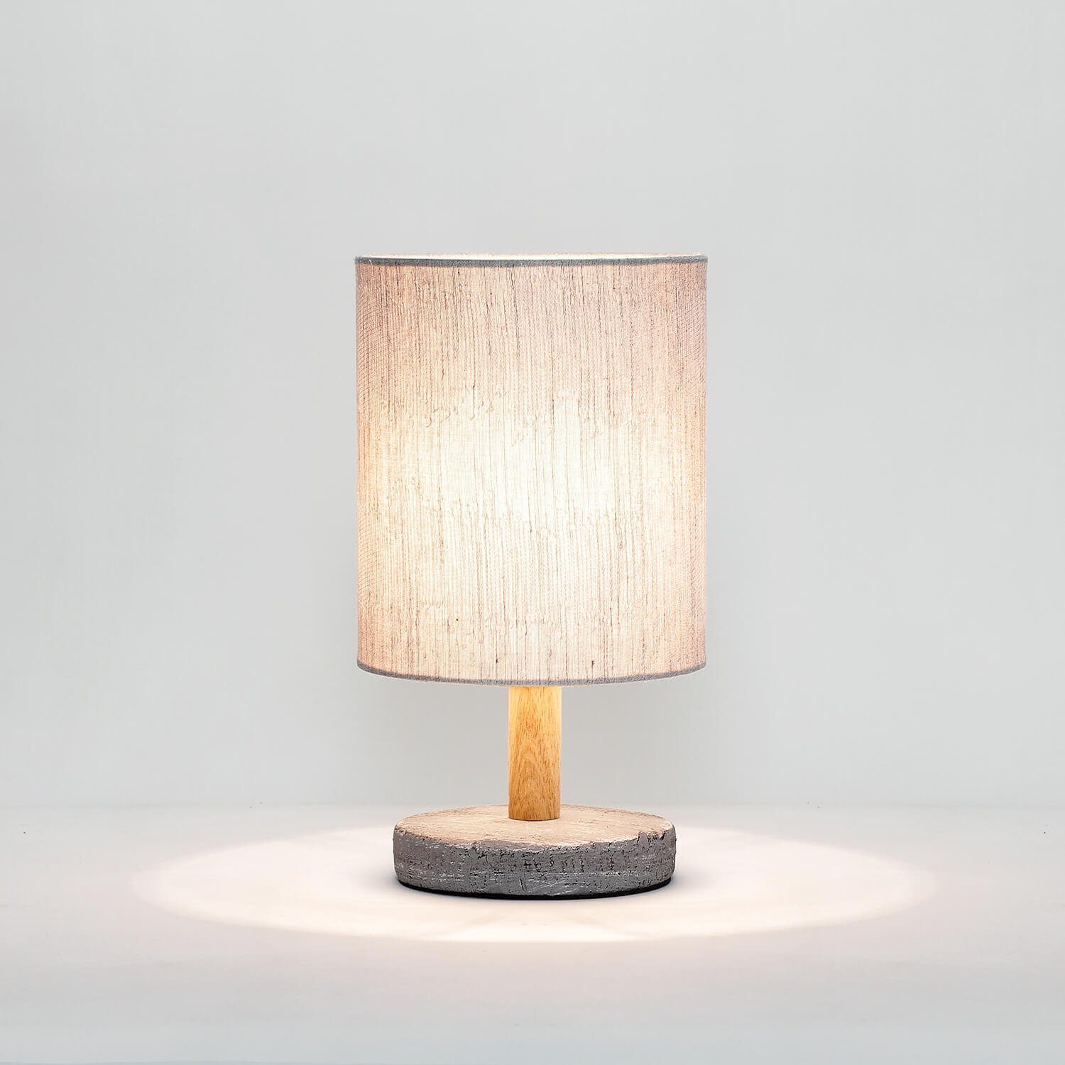 18cm Nachttischlampe Leuchtmittel, ohne EAWAN, Schlafzimmer Licht-Erlebnisse klein Beton wohnlich Stoff Tischlampe Modern