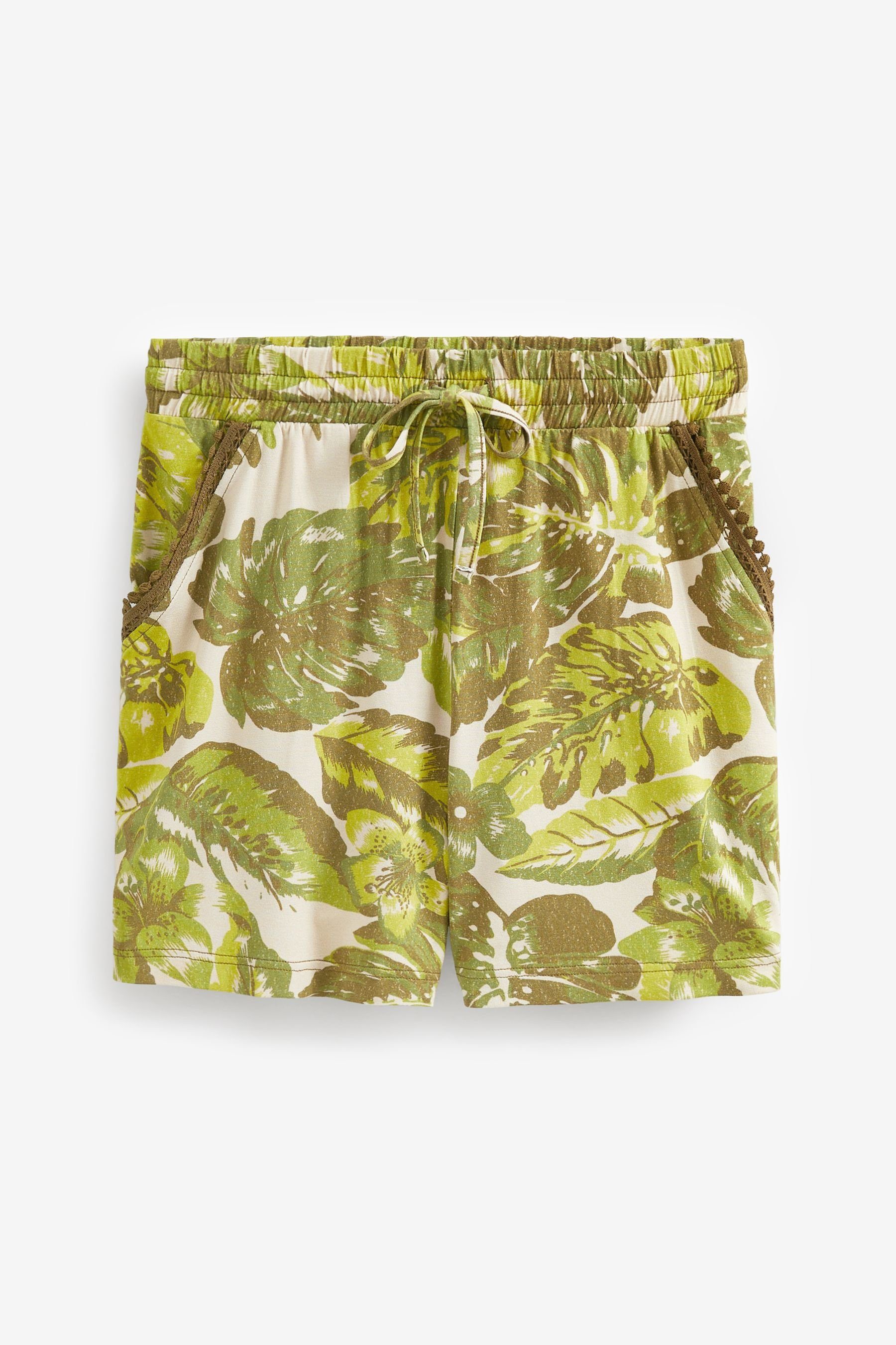Next Sweatshorts Jersey-Shorts mit Spitzenbesatz (1-tlg) Green Leaf Print