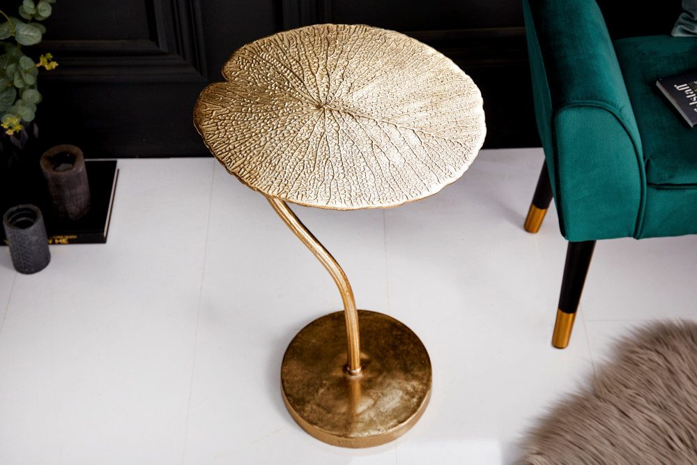 riess-ambiente Beistelltisch LEAF 42cm gold, Schlafzimmer · Metall · Blatt-Design · Handarbeit · Wohnzimmer