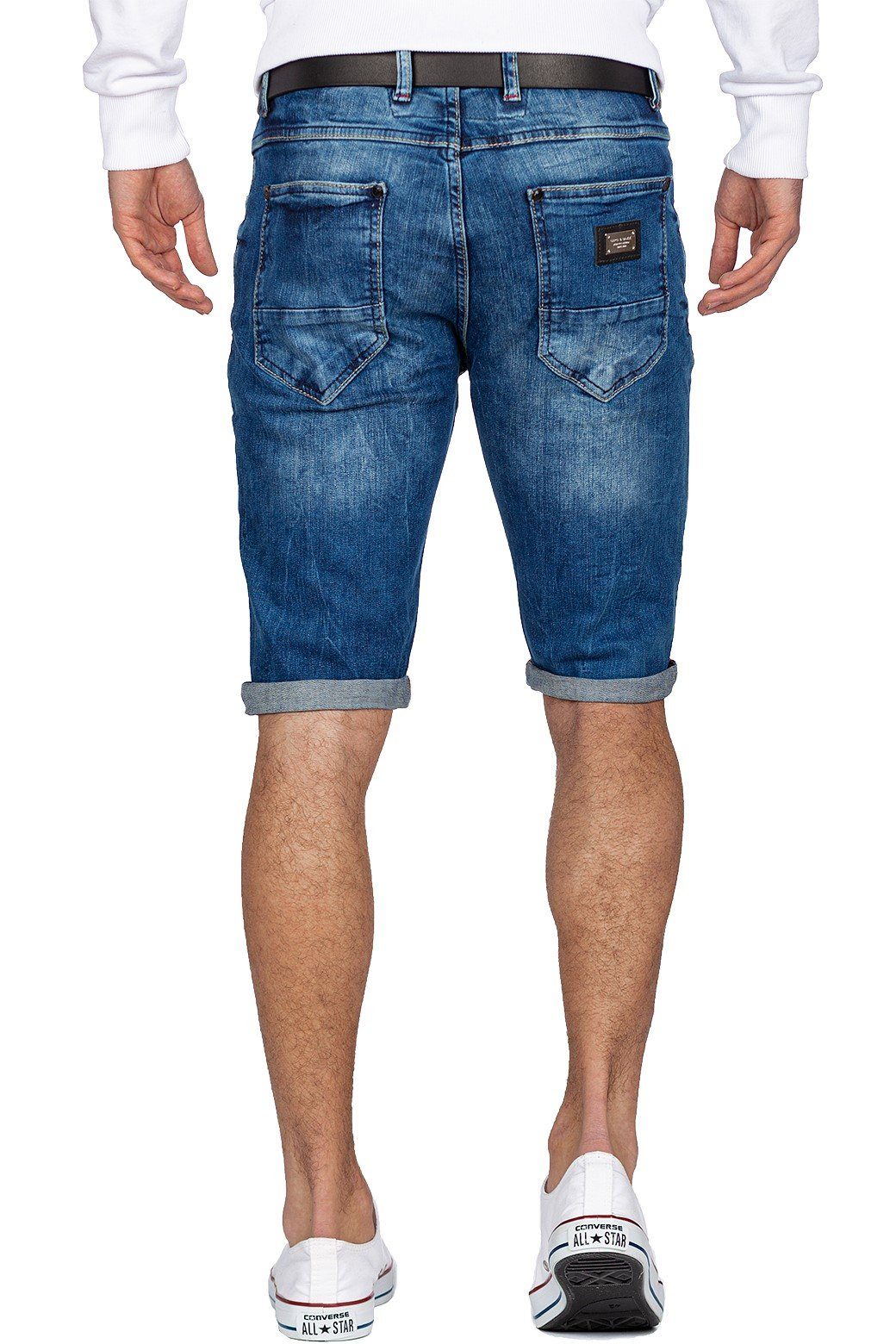Cipo & Baxx Jeansshorts Kurze Hose BA-CK184 5-Pocket-Style mit markantem Me günstig online kaufen