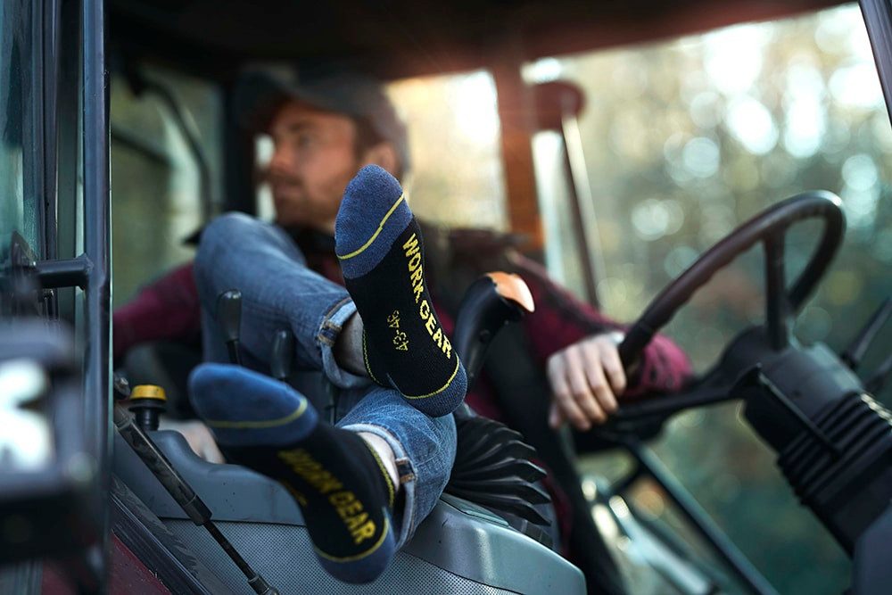 Apollo Socken ARBEITSSOCKEN, 12 PAAR (12-Paar) Extraverstärkung von Ferse und Spitze für Langlebigkeit