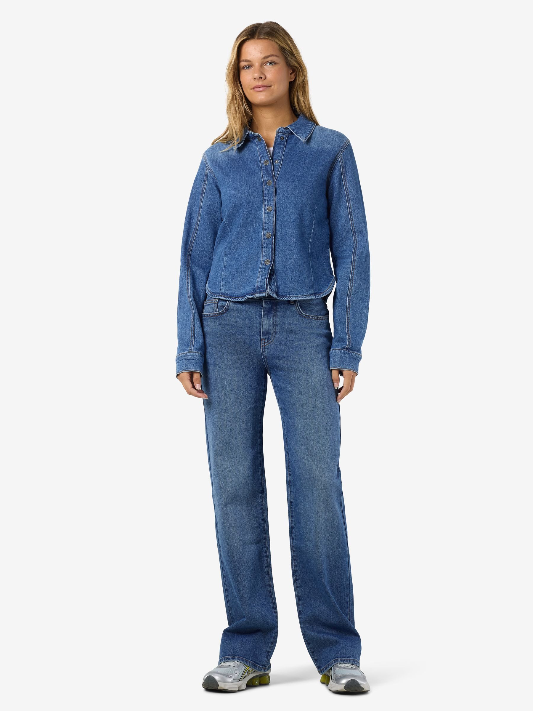 Noisy may Blusenshirt Knopfleiste Kentkragen Regular Fit Unifarben Denim Look für Damen (1-tlg) Recyceltes Material, Nachhaltig, Baumwolle, Tragekomfort, Zeitlos