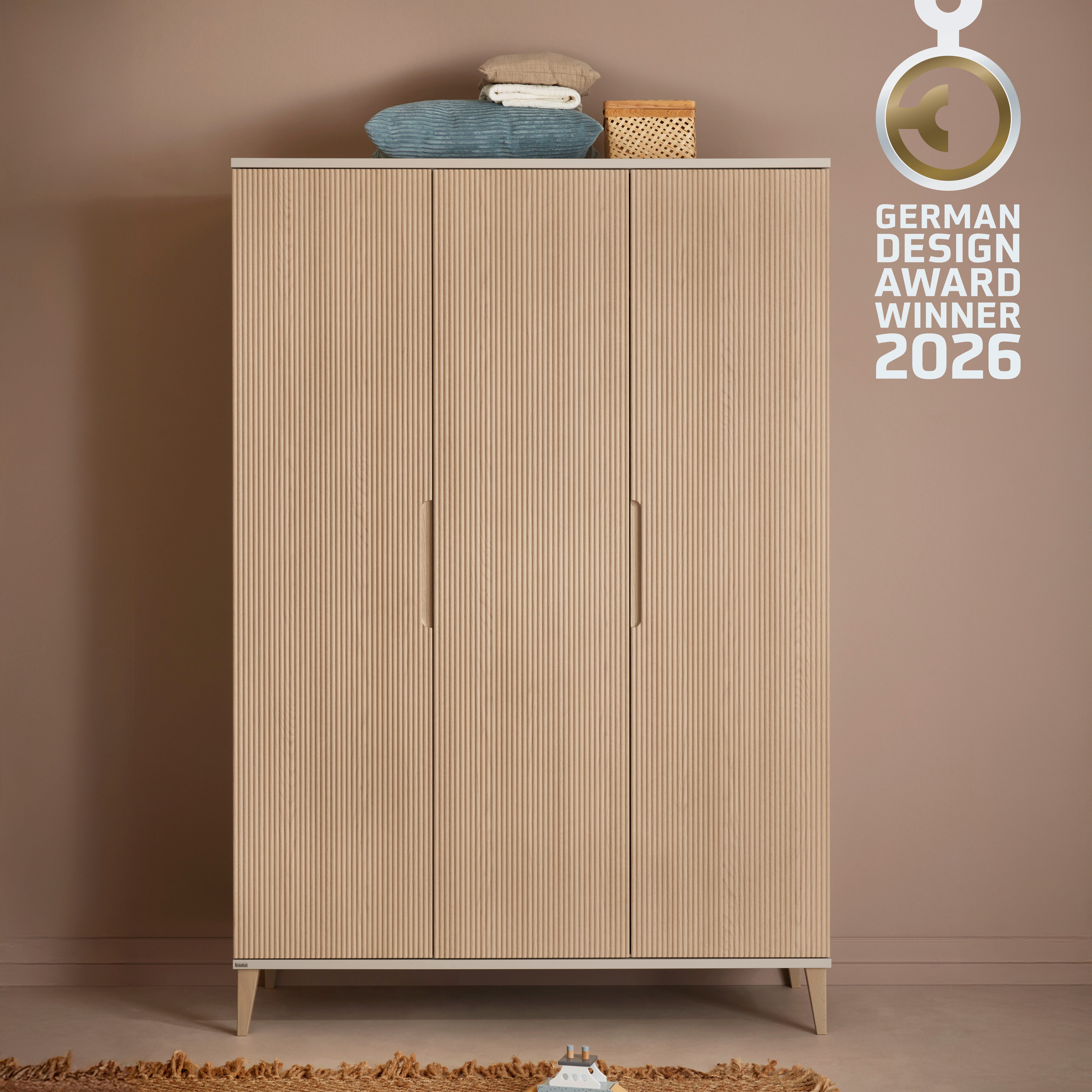 PAIDI Kleiderschrank JONTE in Beige & Eichefarben mit gerillten Türen, verschiedene Größen (B/H/T ca. 95-141/164-207/40-56cm, mit 2 oder 3 Türen + Tiny-Variante) stabiler Drehtürenschrank mit Massivholz-Füßen, Soft-Close-Funktion