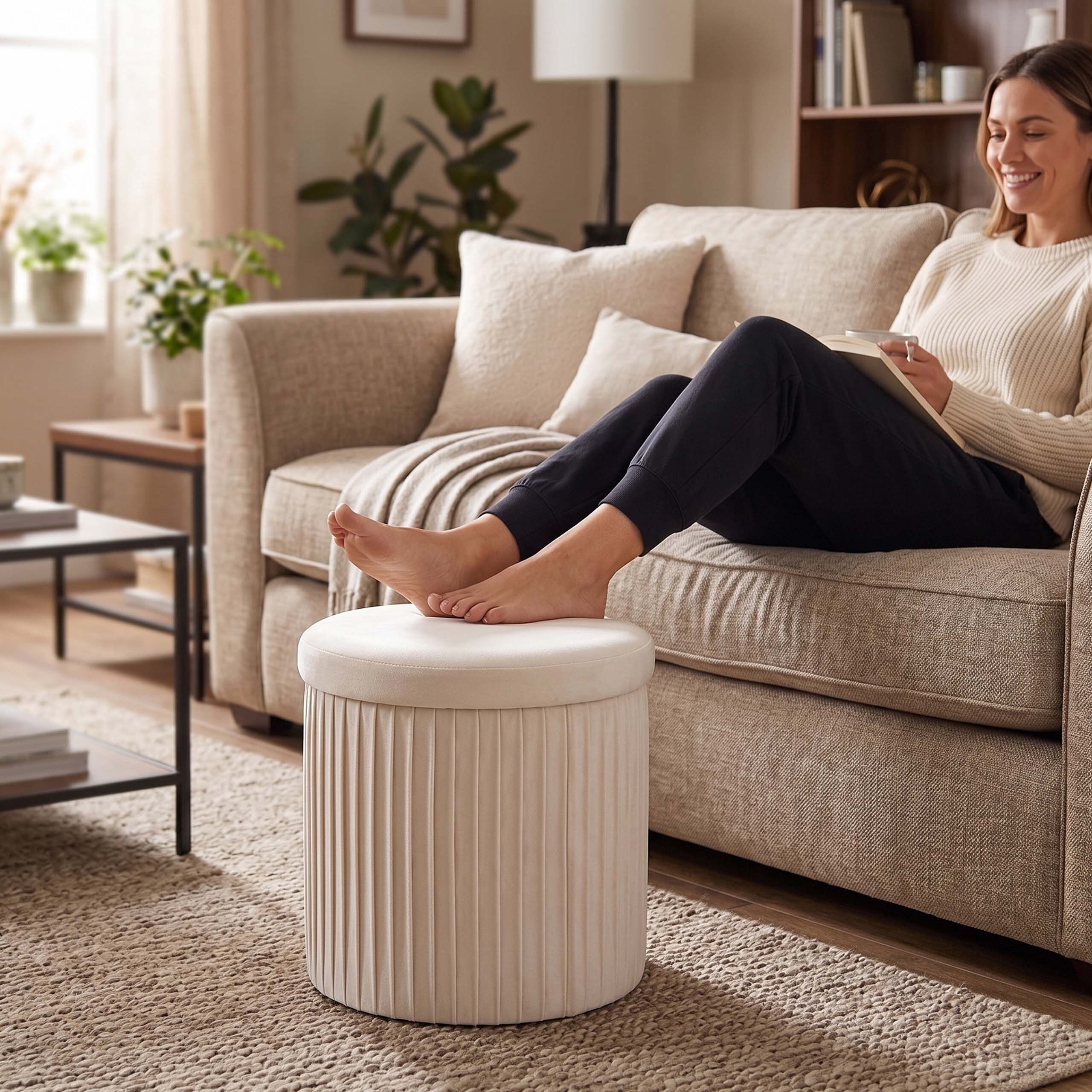 relaxdays Stauraumhocker Hocker aus Samt mit Stauraum (1 St), Creme – Bild 3 von 5