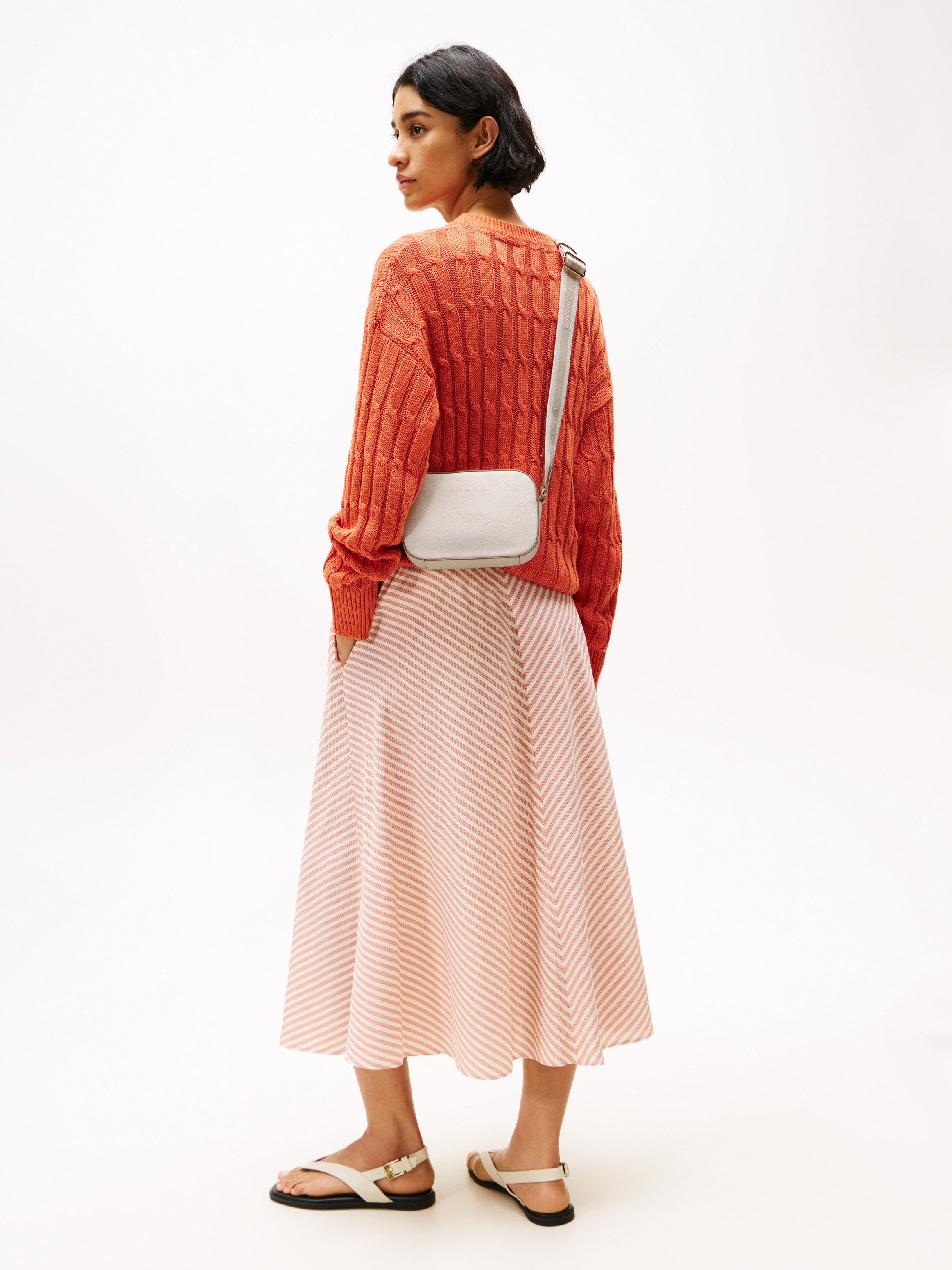 Tommy Hilfiger Umhängetasche TH LOGOTAPE CAMERA BAG, Damen Schultertasche, günstig online kaufen