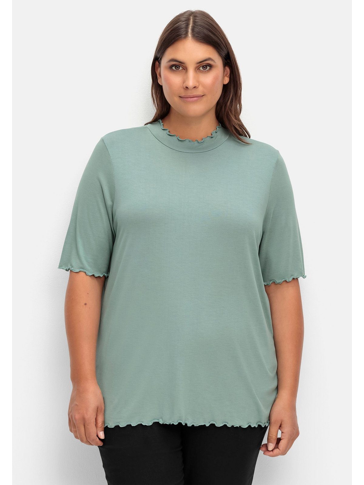 Sheego T-Shirt Große Größen mit Stehkragen und Wellensaumkanten jade | T-Shirts