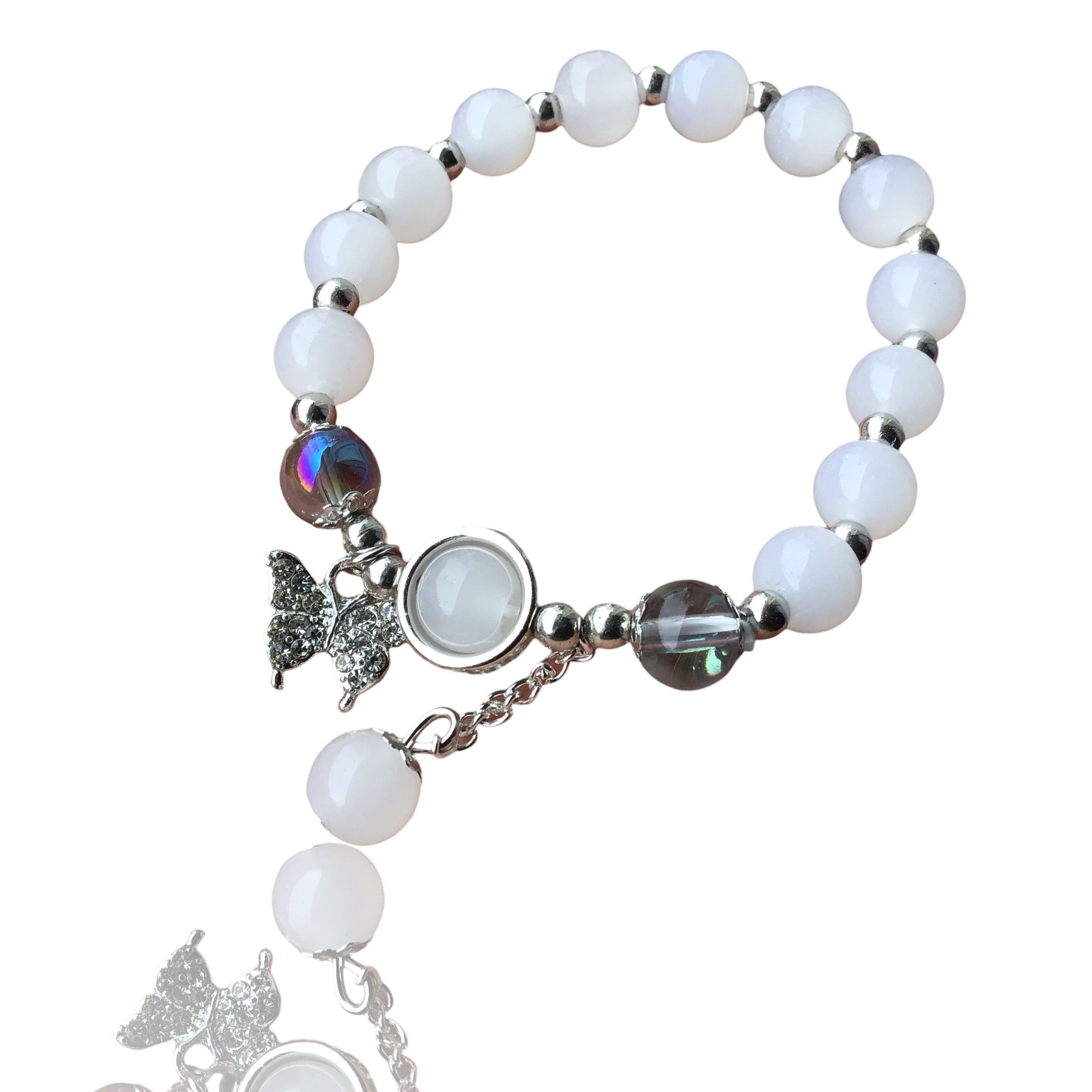 Steinfixx® Armband Echtes Mondstein Perlenarmband mit Angel Aura Perlen (Handgearbeitet in Deutschland, 1-tlg., mit kleinem versilberten Schmetterlinganhänger, echte Mondsteinperlen), Für die starke Frau jahreszeitunabhängig