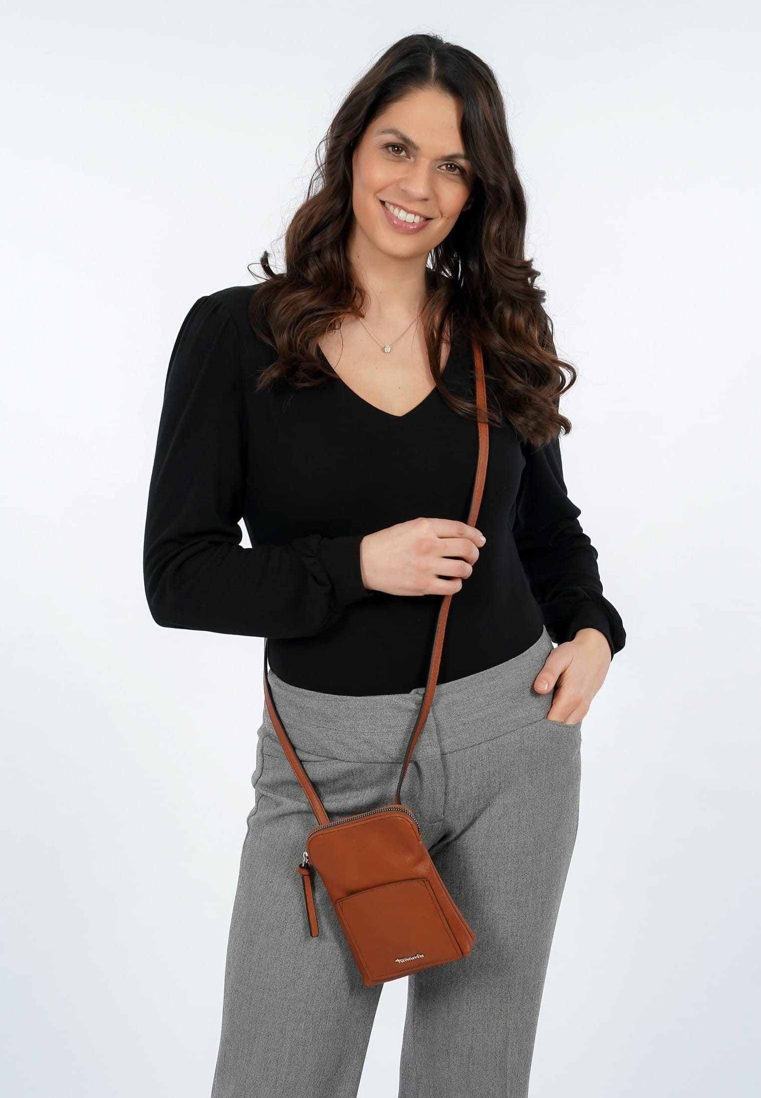 Tamaris Handytasche TAS Alessia, Emblem