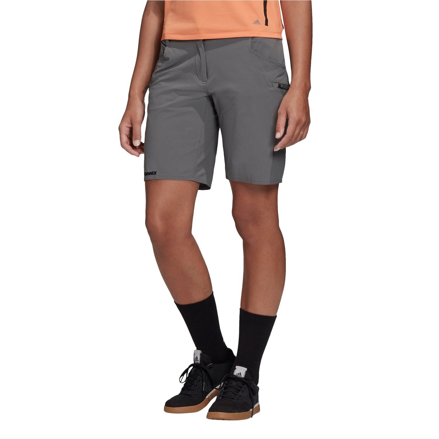adidas Performance Funktionshose Terrex Trailcross kurz grau Damen