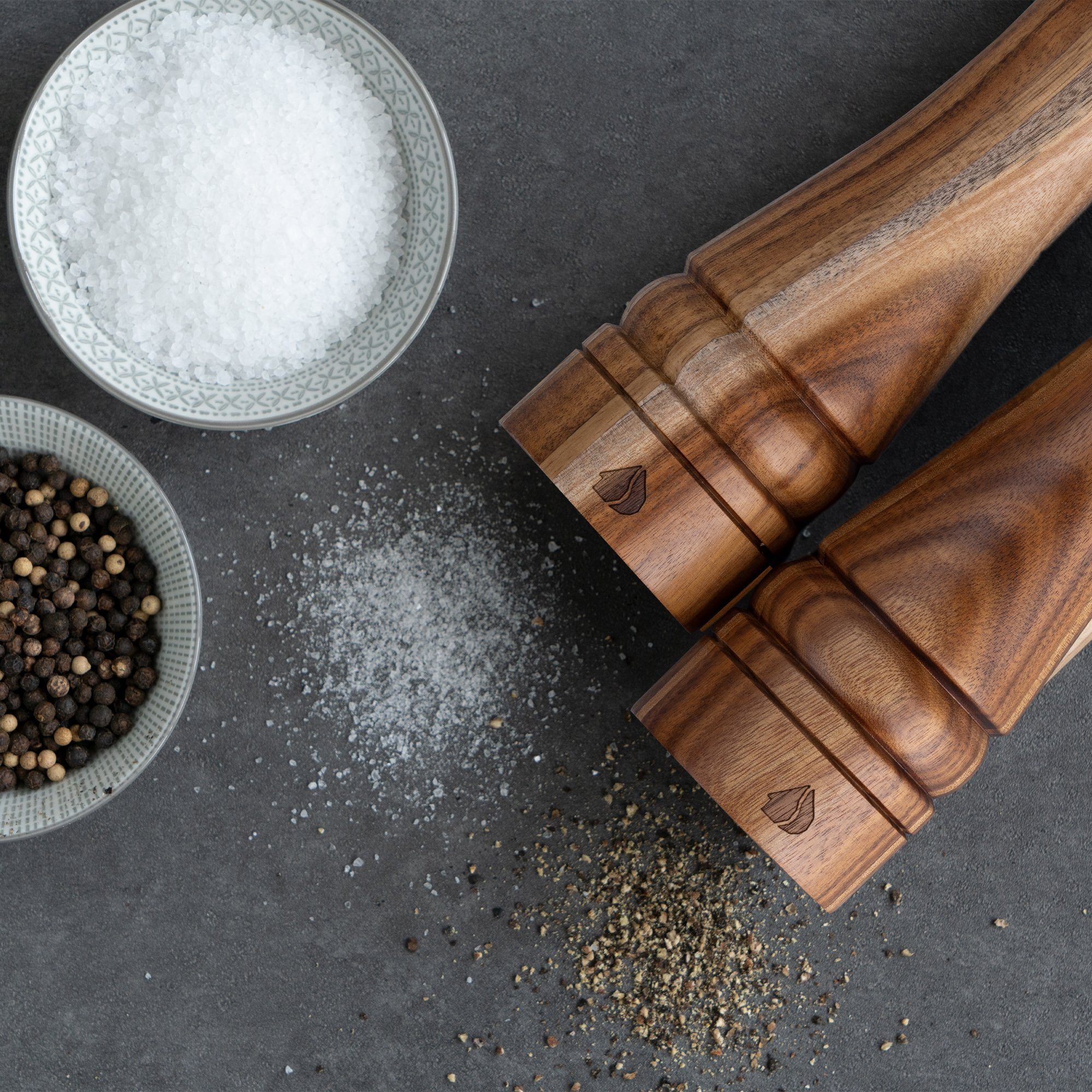 Navaris Gewürzbehälter Salz und Pfeffermühle in Akazienholz - Salzmühlen Se günstig online kaufen