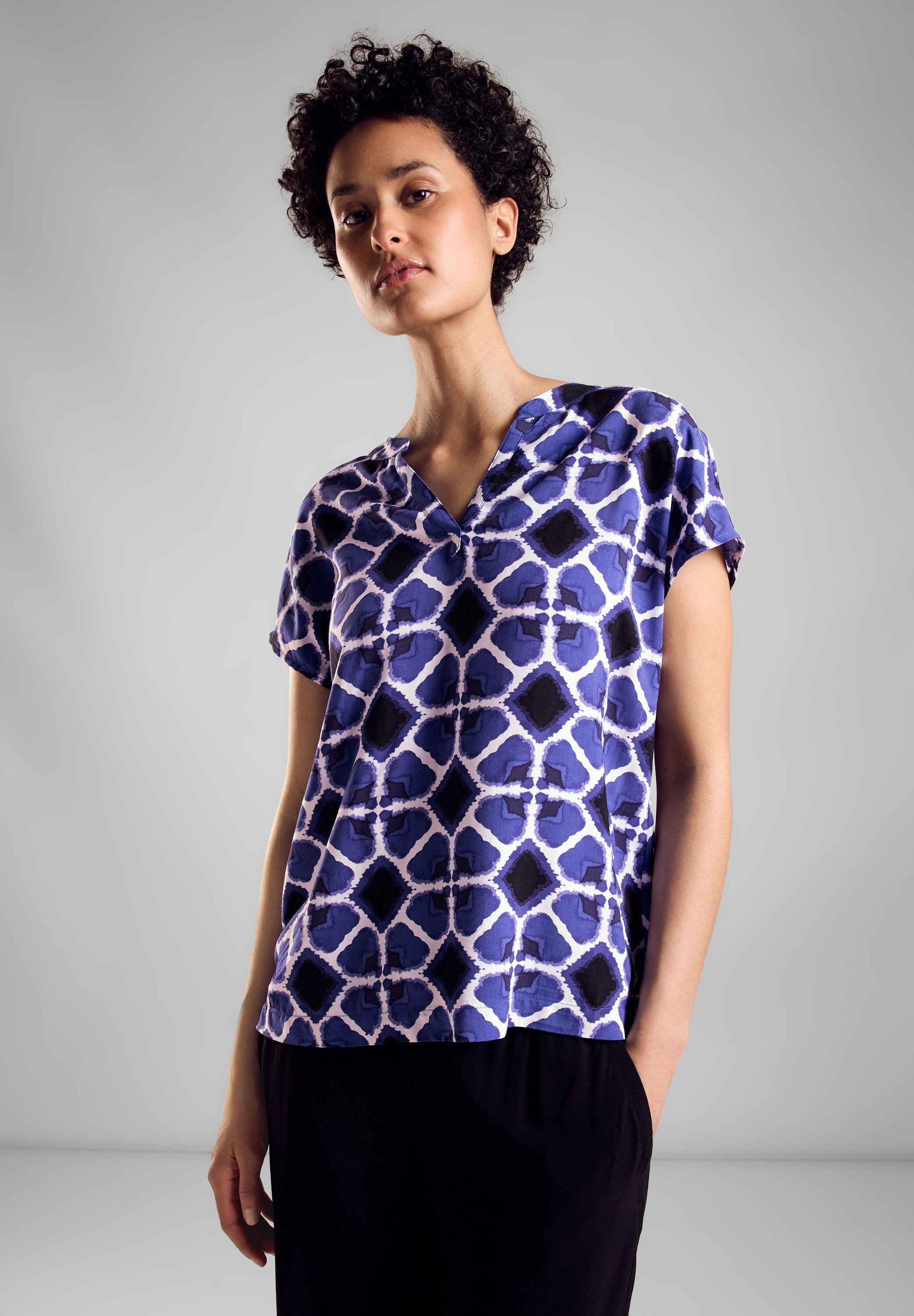 STREET ONE Blusentop mit All-Over Print günstig online kaufen