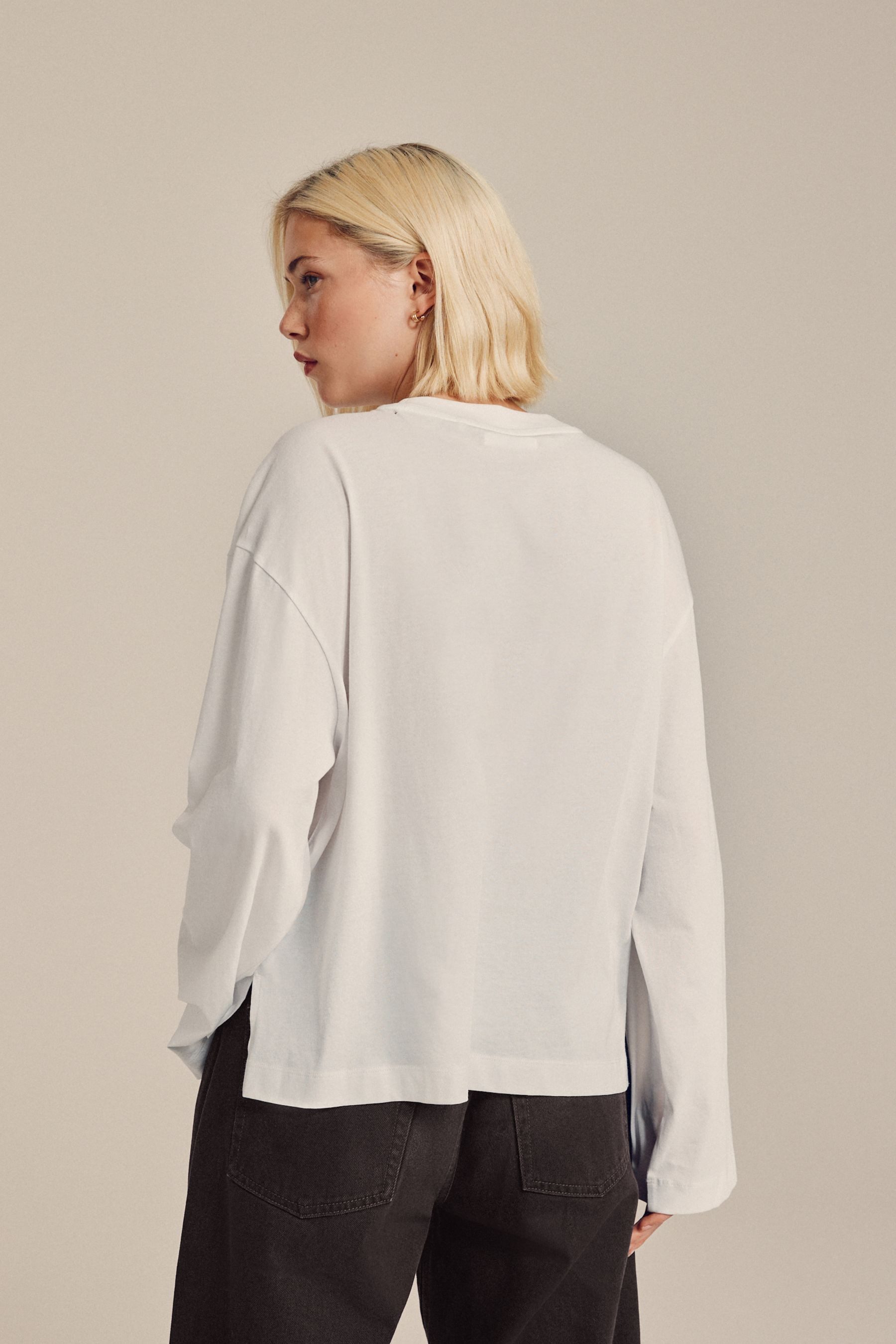 Next Langarmshirt Relaxed Fit Langarmshirt mit Rundhalsausschnitt (1-tlg) günstig online kaufen