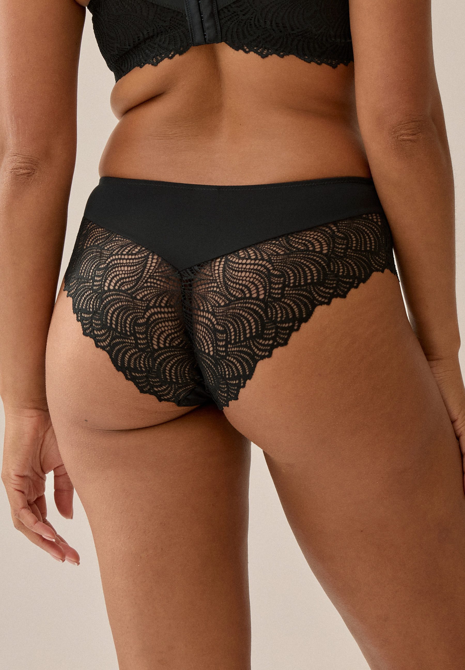 Naturana Hipster The Friday mit Spitze, feminin, eng, bequem, elastisch, hüfthoch geschnitten