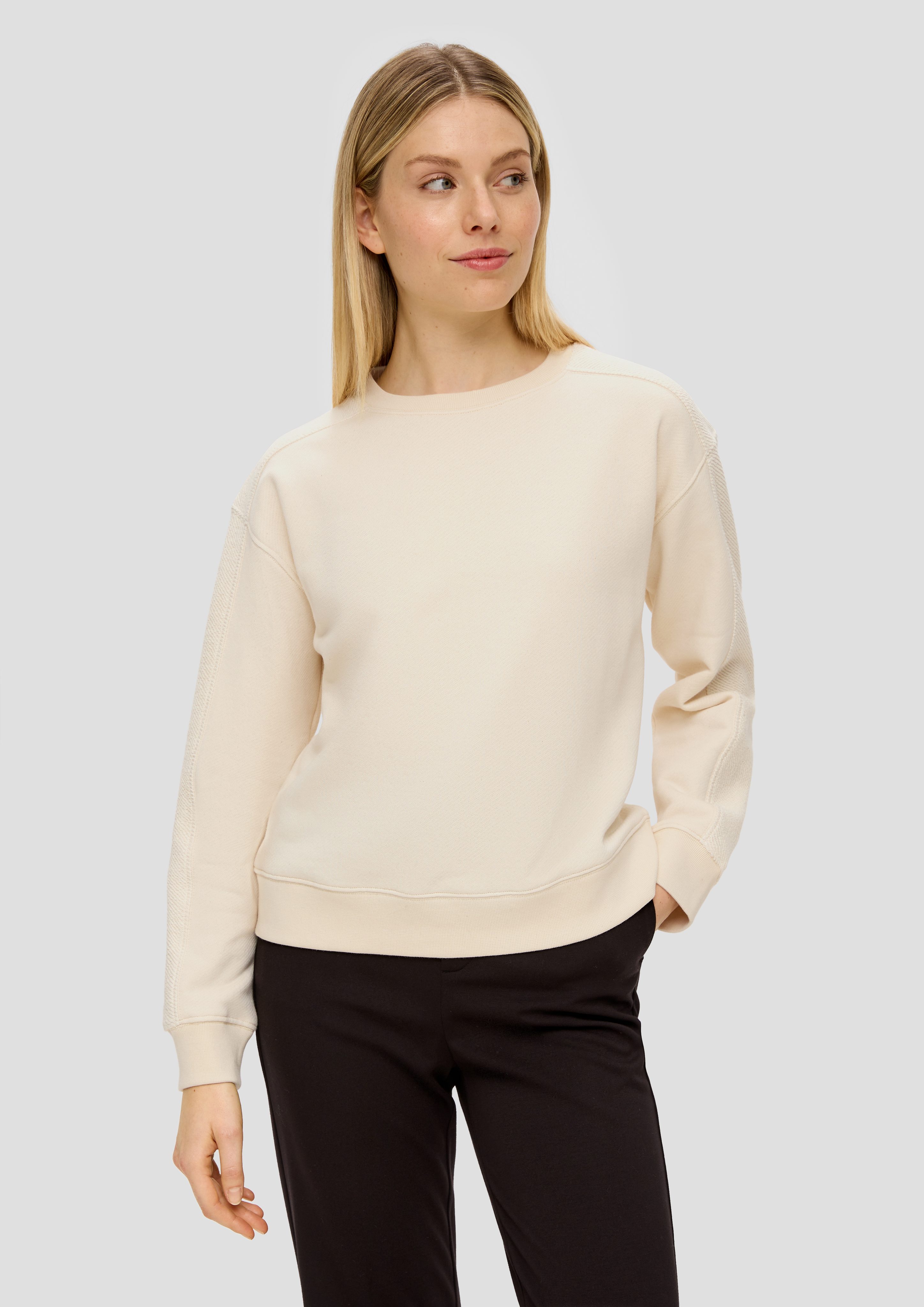 s.Oliver Sweatshirt Sweatshirt mit Stickerei Stickerei, Insert