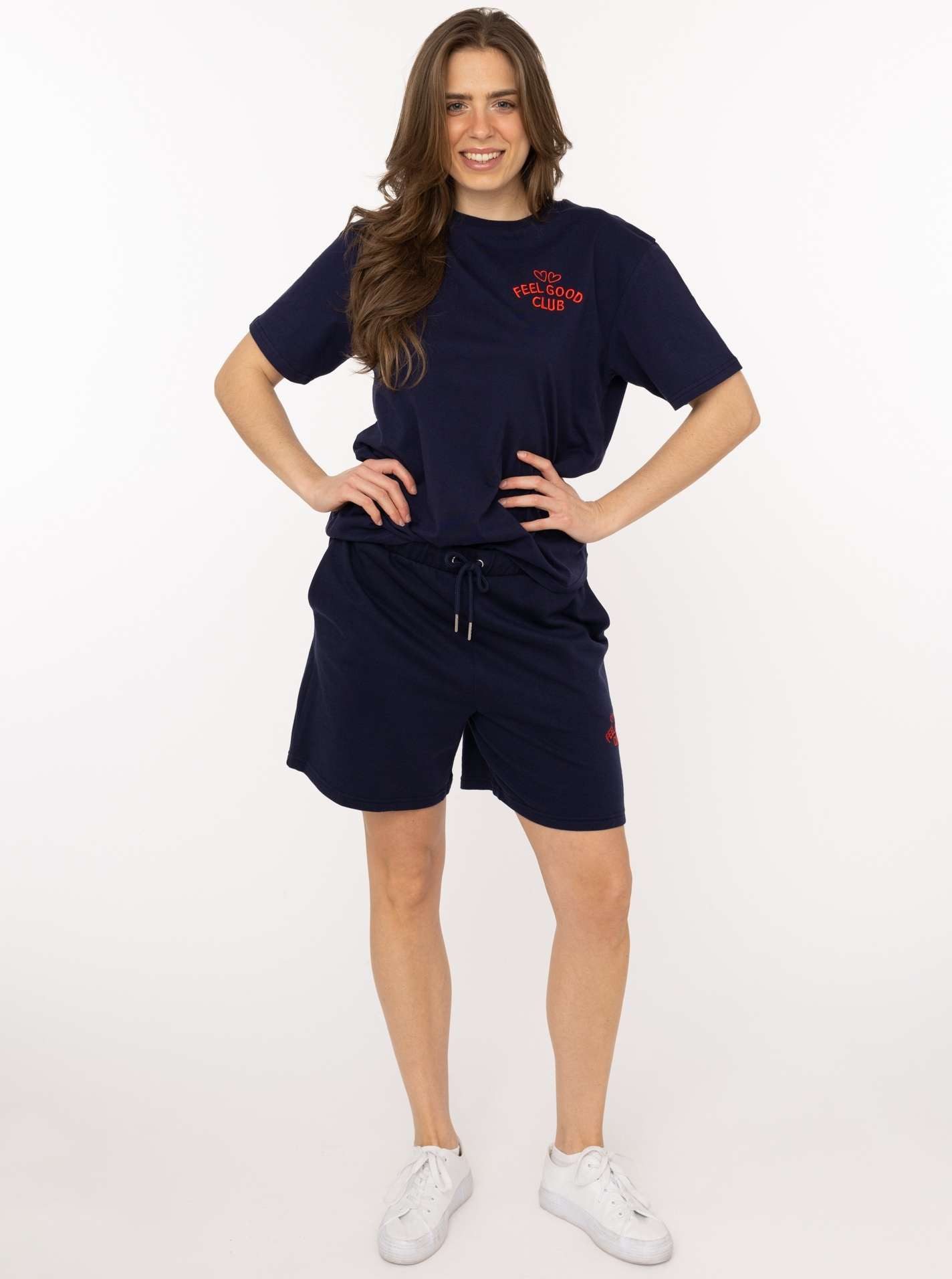 Zwillingsherz Sweathose "Feel Good Club" leichtes Sweatmaterial, Stickerei, Eingriffstaschen