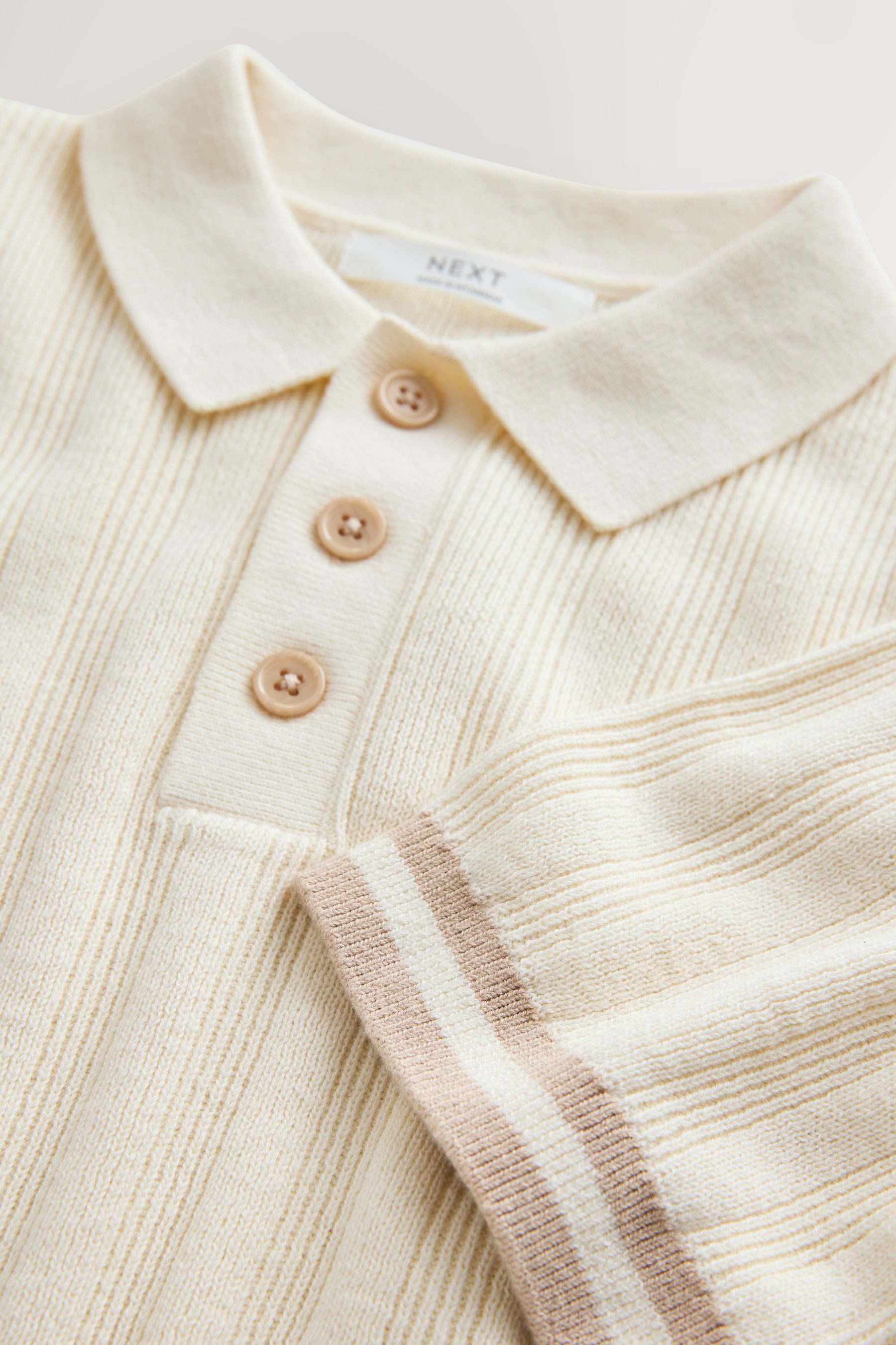 Next Polokragenpullover Strick-Poloshirt mit geknöpftem Kragen (1-tlg)