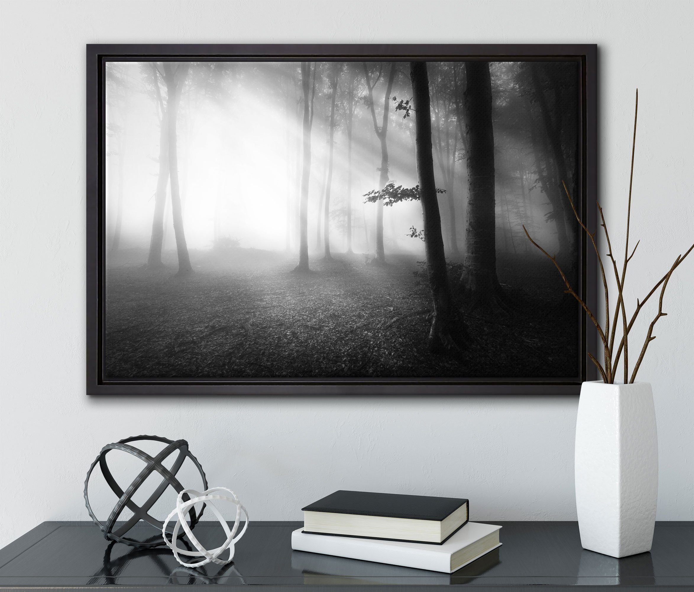 Schattenfugen-Bilderrahmen einem Düsterer Nebel, Wald (1 im Leinwandbild Pixxprint St), gefasst, fertig inkl. bespannt, Zackenaufhänger in Wanddekoration Leinwandbild