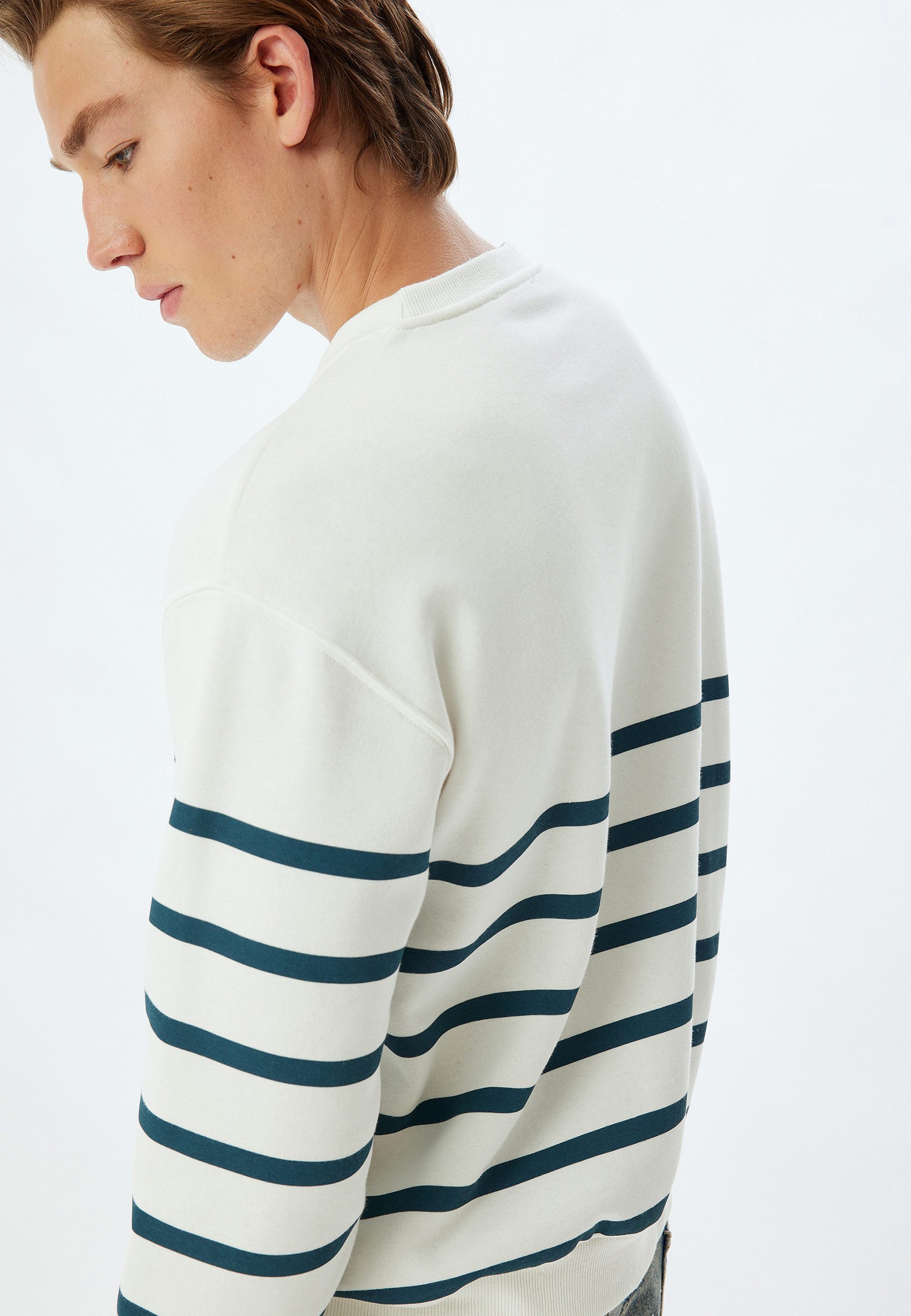 Koton Sweatshirt Rundhalsausschnitt Gestreift