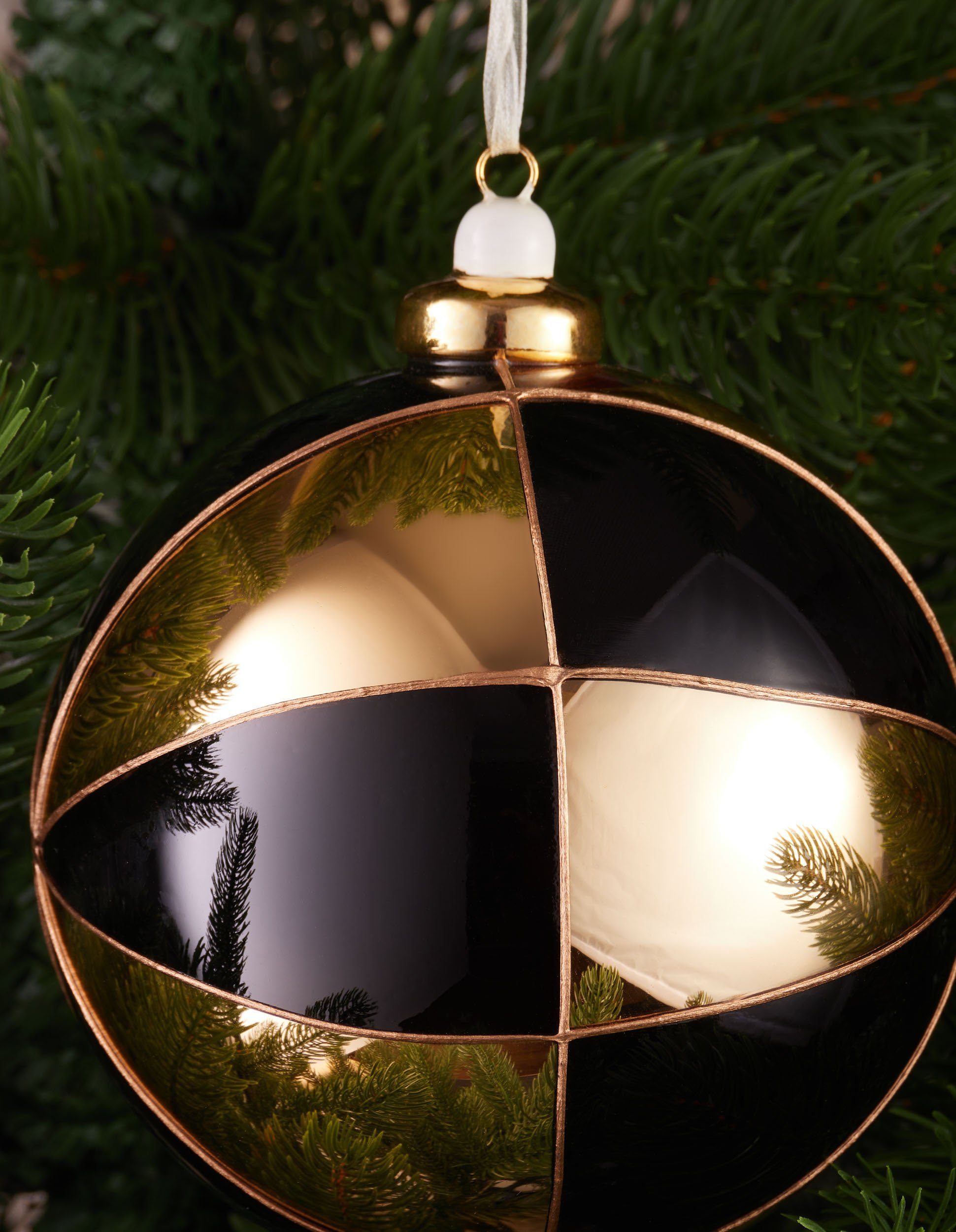 Baumkugel - - Gold Porzellan (1 Christbaumkugel Glas 10 Weihnachtsbaumkugel Muster Weihnachtskugel Premium mit mit aus St), Handarbeit BRUBAKER Weihnachtsdeko cm Topper