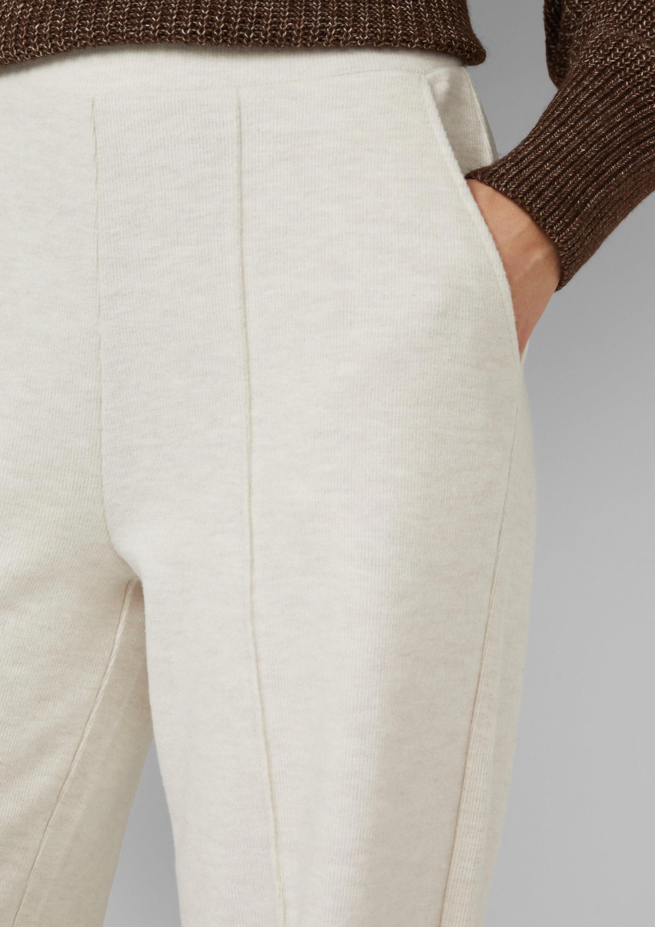 s.Oliver Chinos Hose Weiche Sweathose mit Biesen