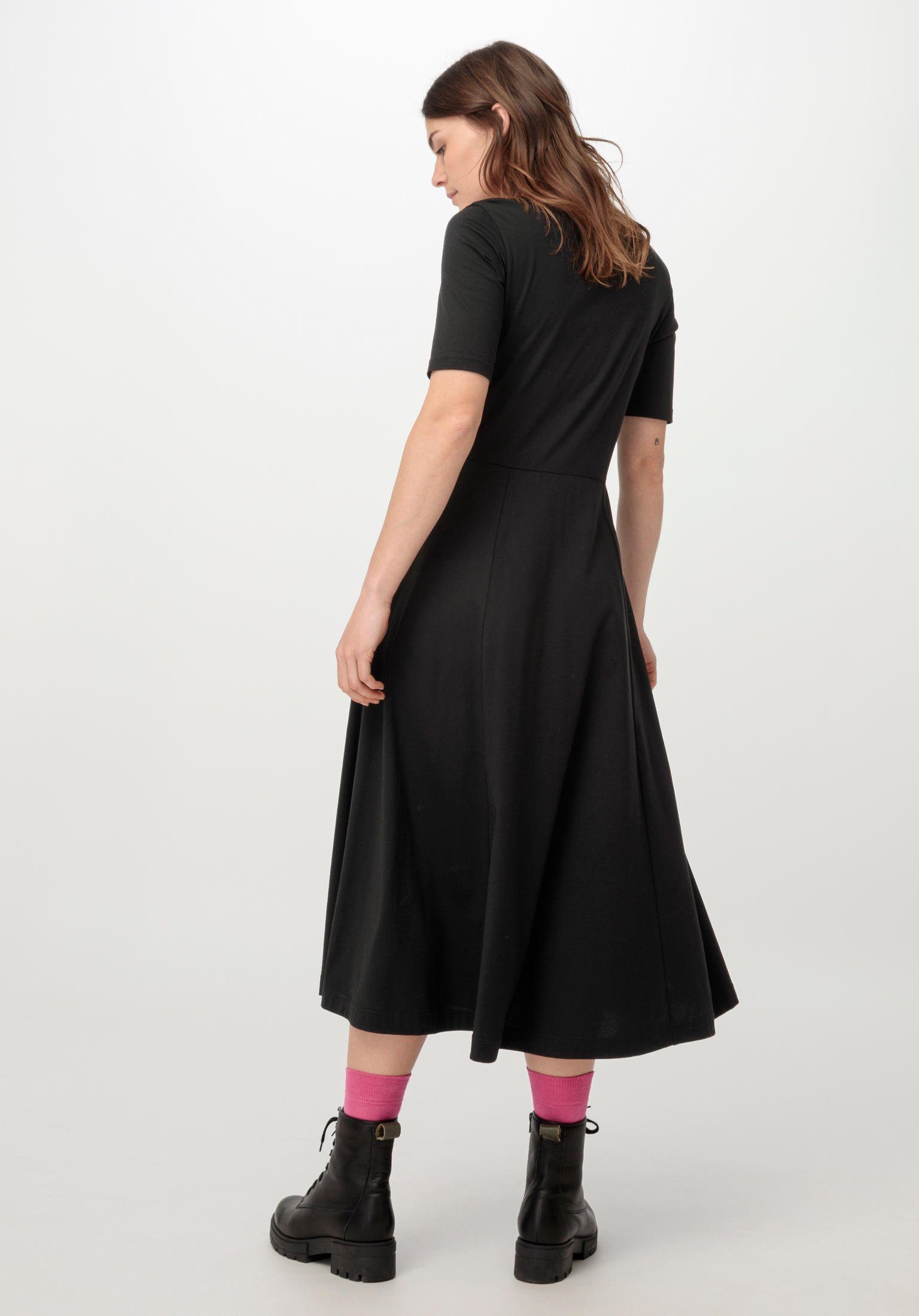 Hessnatur Jerseykleid aus reiner (1-tlg) schwarz Bio-Baumwolle