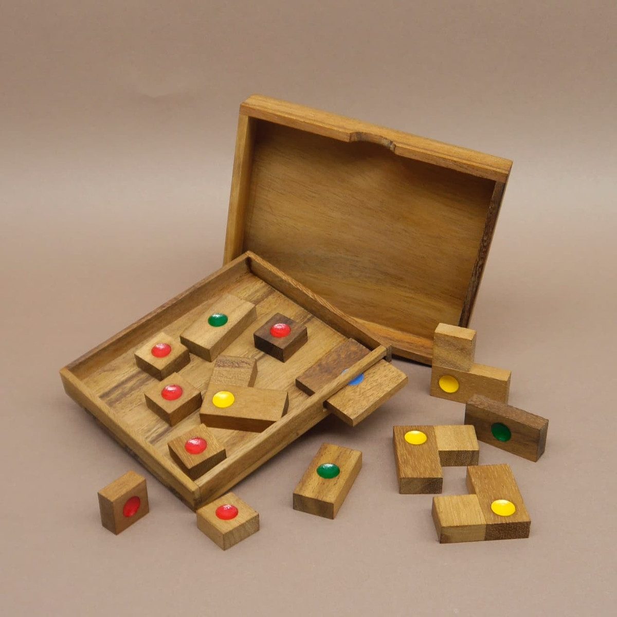 ROMBOL Denkspiele Spiel Quadrat raus - variantenreiches Schiebespiel mit Pfiff, Knobelspiel, Holzpuzzle
