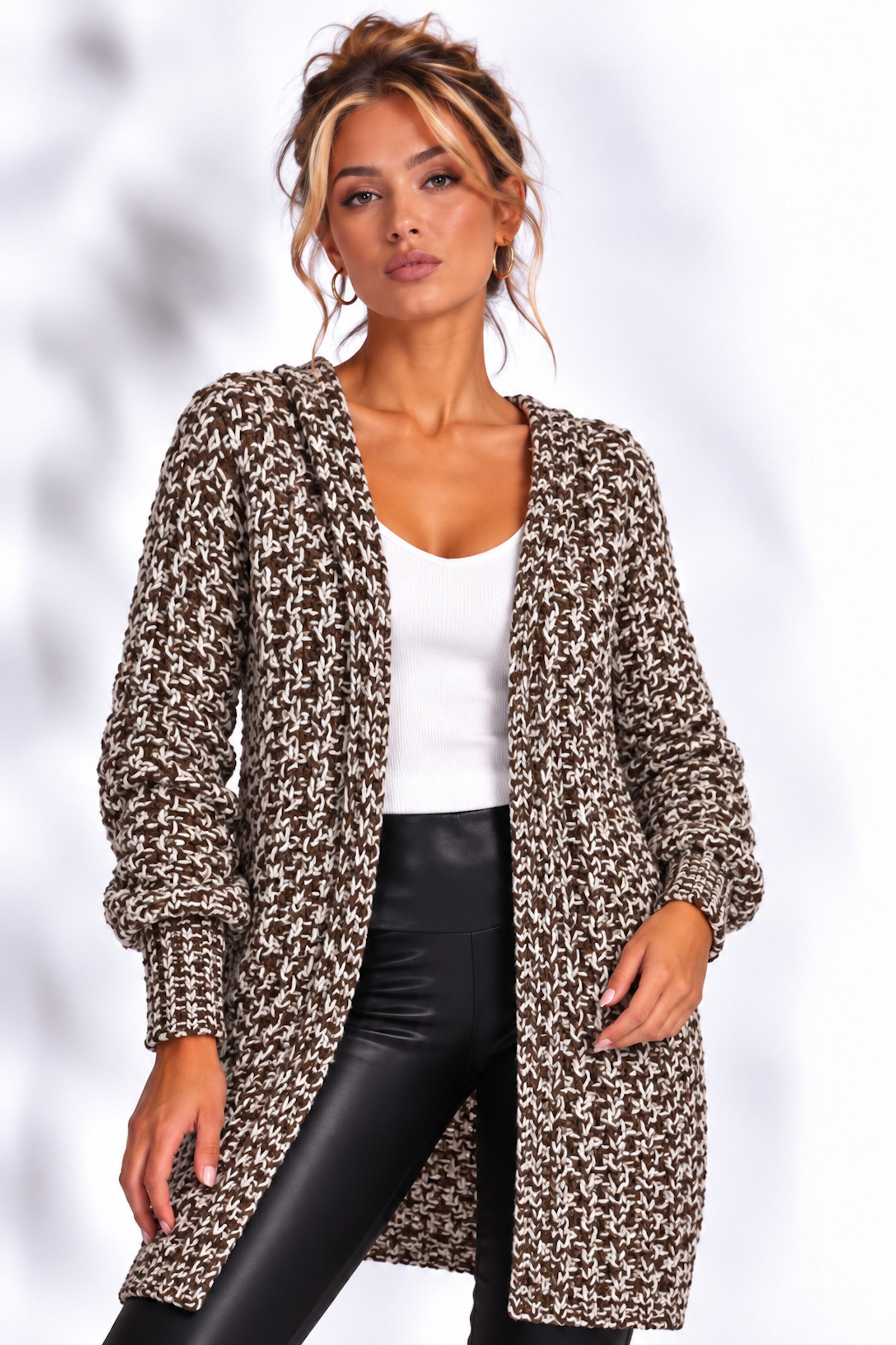 Worldclassca Strickjacke WORLDCLASSCA Damen Strickjacke Cardigan Oversized Langarm Casual Neue Kollektion - Stilvolle und gemütliche Strickmode für Damen