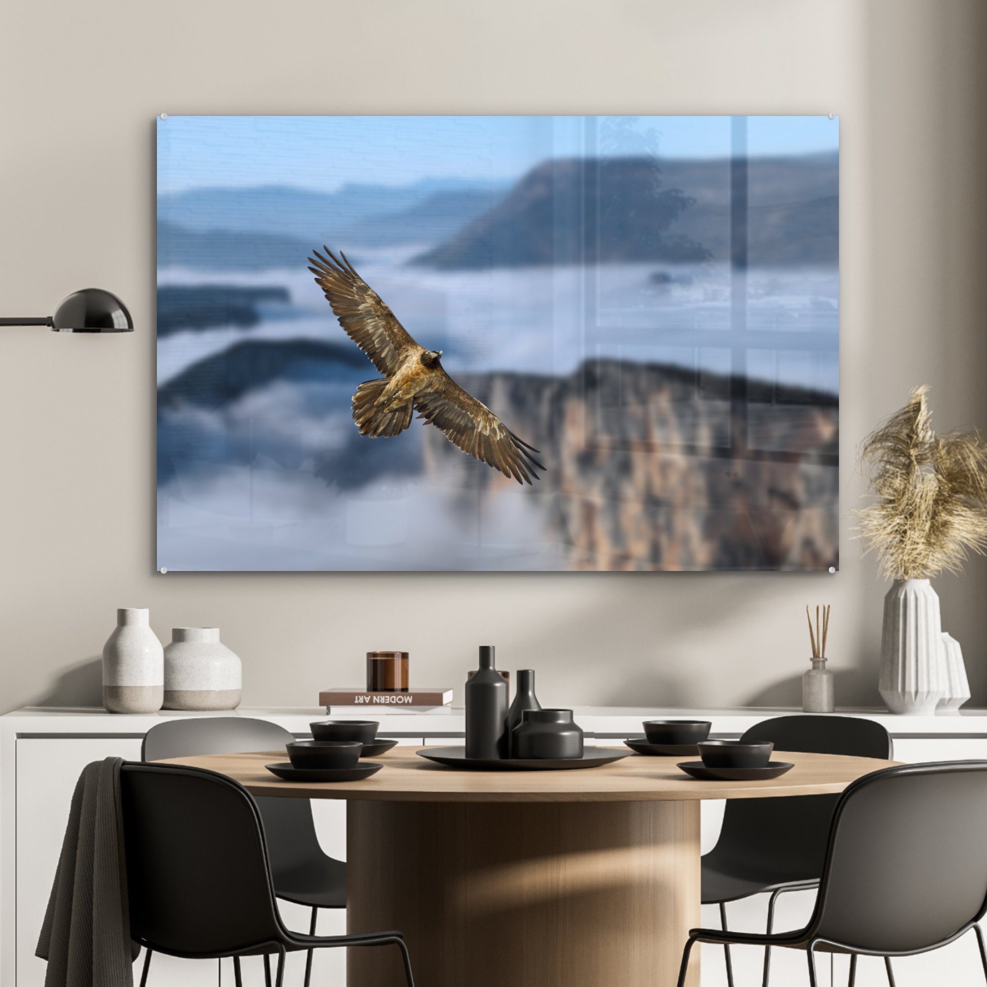 Acrylglasbilder Bartgeier Flug Berglandschaft, eine über (1 MuchoWow & St), Acrylglasbild Wohnzimmer im Schlafzimmer