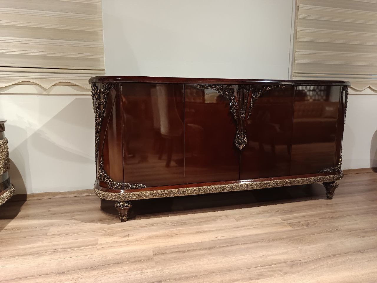 Xlmoebel Anrichte Sideboard Anrichte mit Spiegel Kommode Holz Esszimmer (2 St), Made in Europa