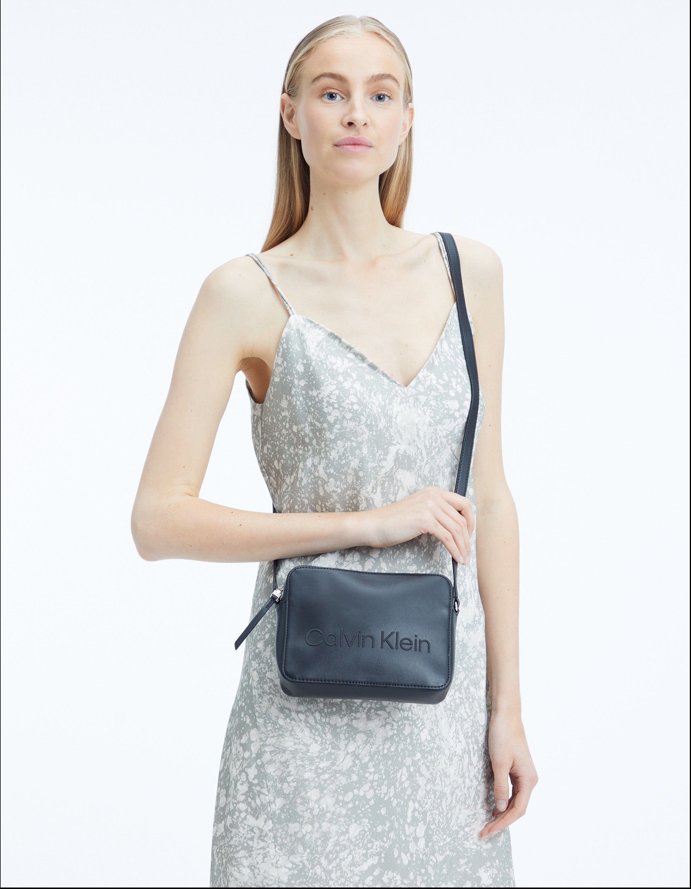 Calvin Klein Mini Bag CK SET CAMERA BAG, in schlichtem Design