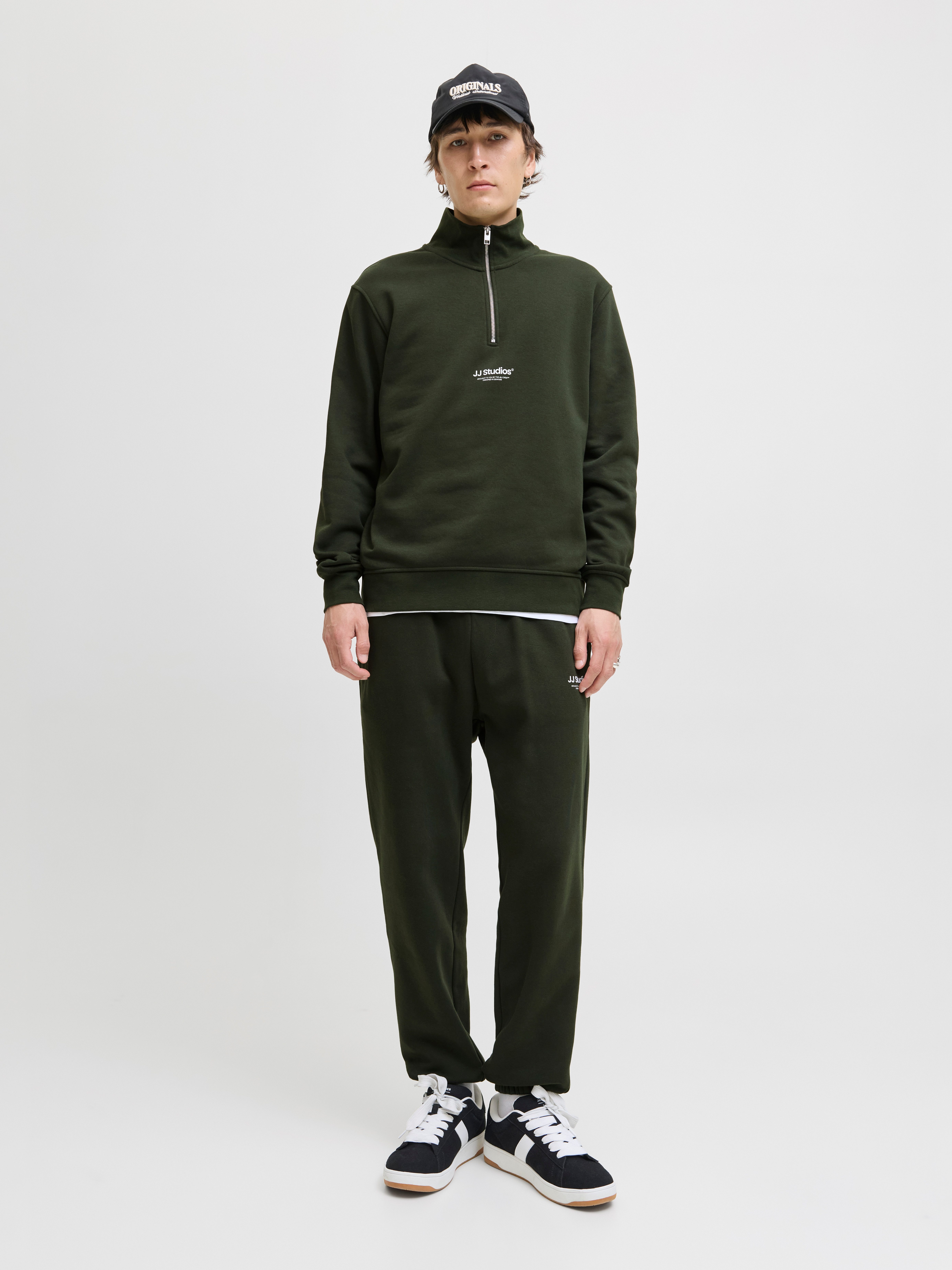Jack & Jones Sweatshirt JJESOHO SWEAT QUARTER ZIP HN NOOS Baumwollmischung, relaxed fit