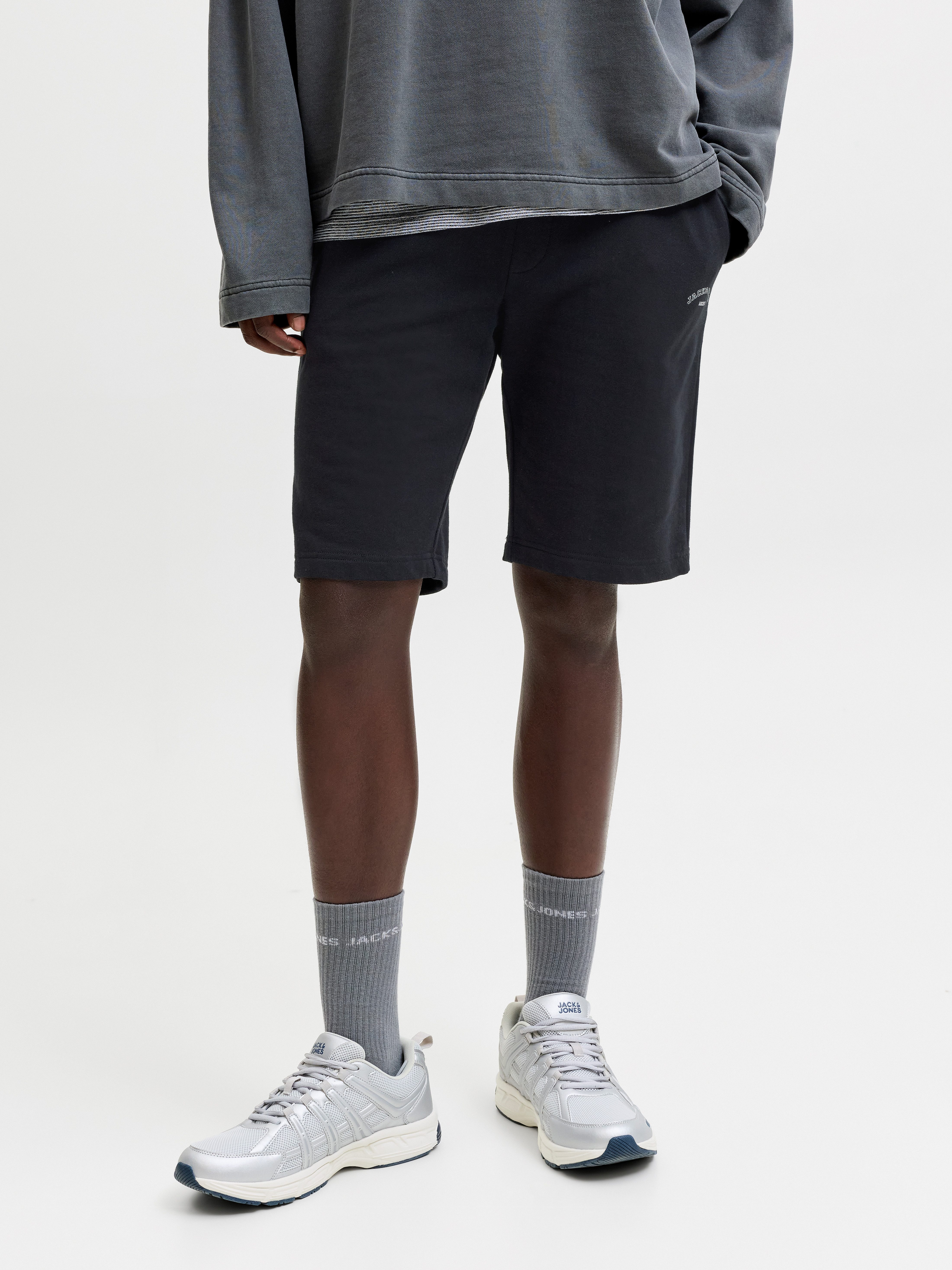 Jack & Jones Sweatshorts JPSTGORDON COLLEGE SWEAT SHORTS MID