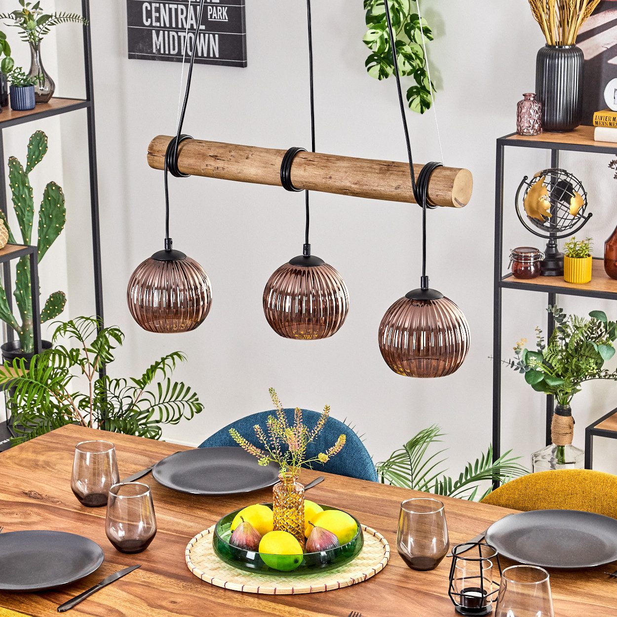 hofstein Pendelleuchte Hängelampe aus Metall/Holz/Riffelglas in Schwarz/Nat günstig online kaufen