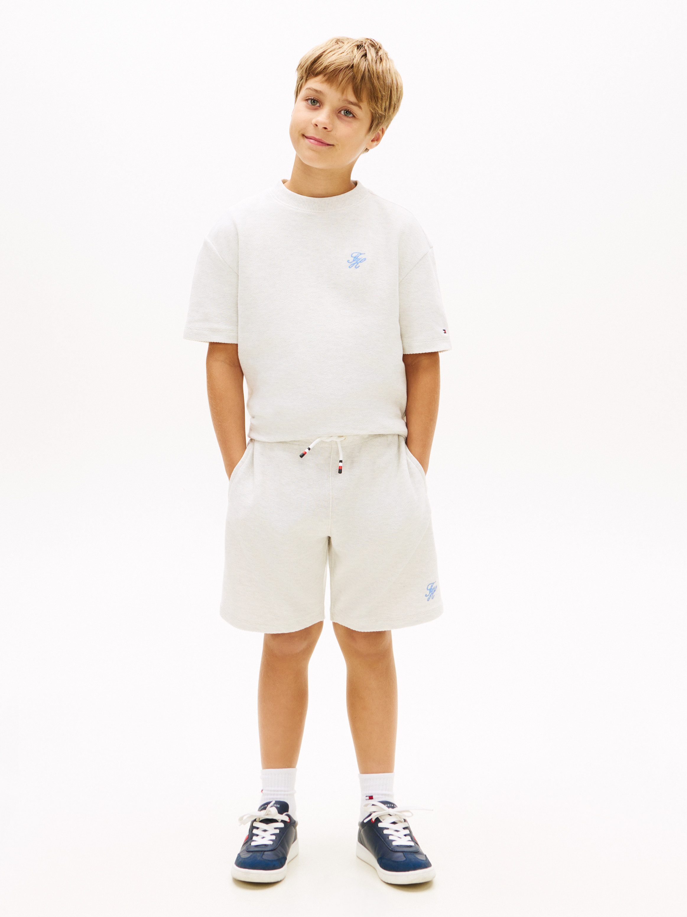 Tommy Hilfiger Shorts TH SCRIPT JERSEY TWILL SHORT Kinder bis 16 Jahre, weites Bein