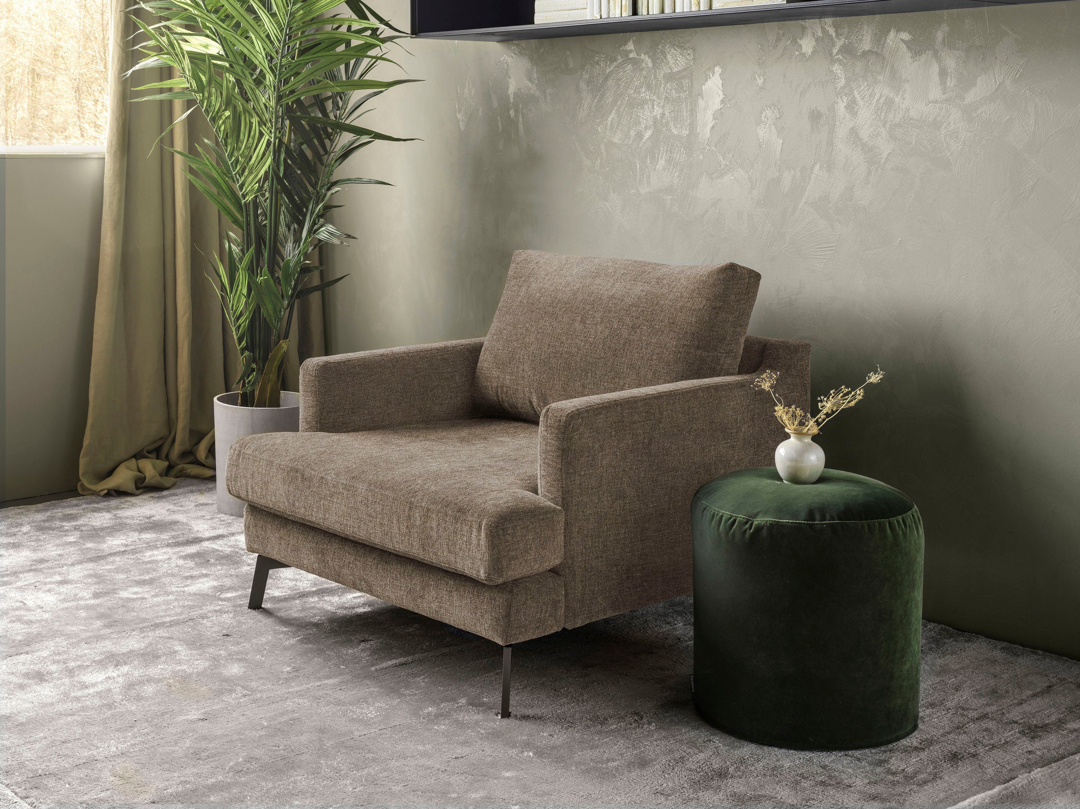 furninova Loungesessel Saga, ein Klassiker im skandinavischen Design beige