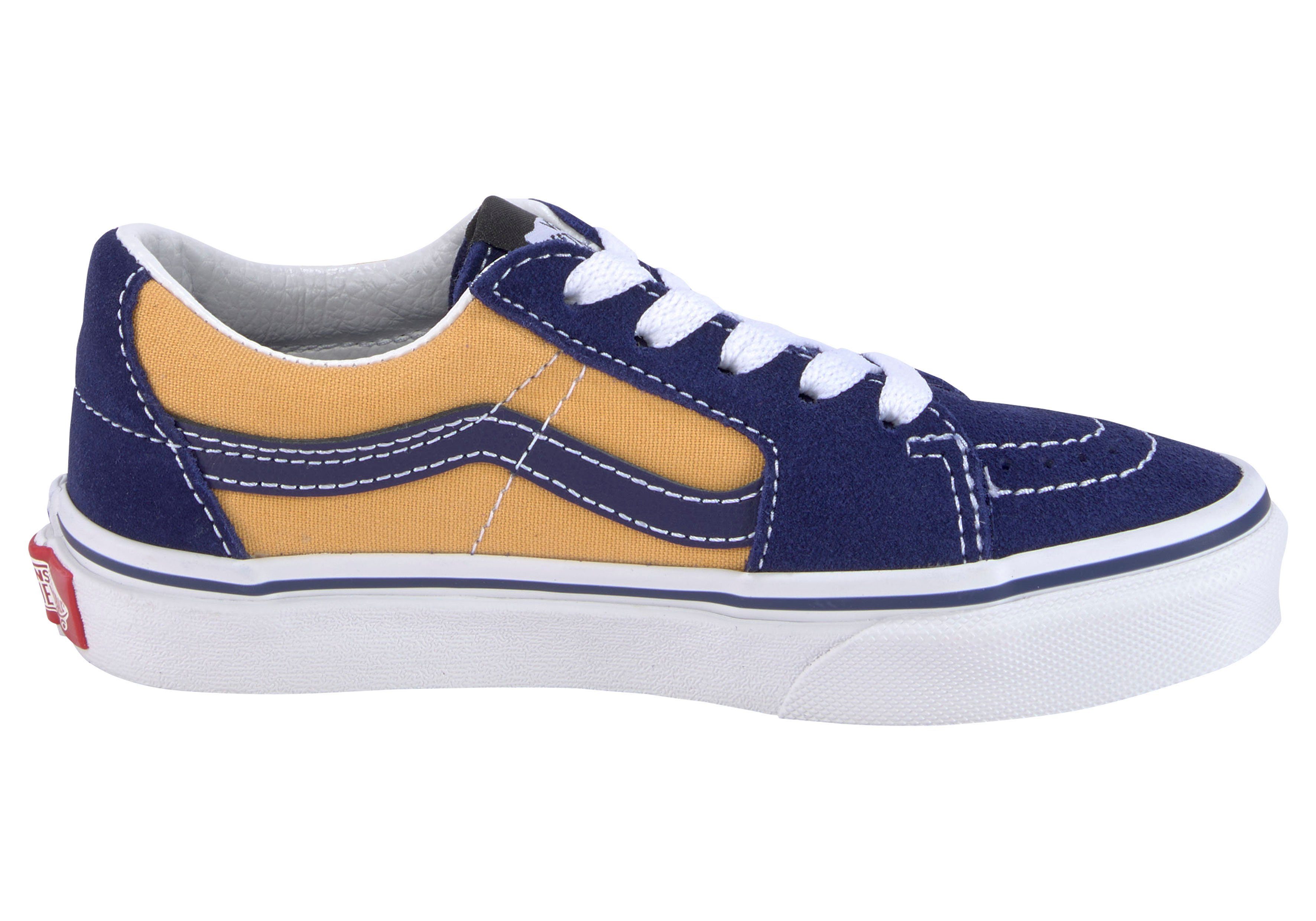 Vans UY SK8-Low Sneaker mit Ferse kontrastfarbenem Logobadge an der