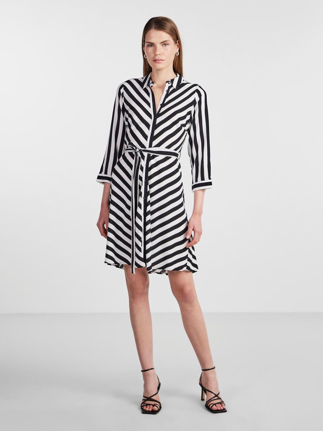 Y.A.S Hemdblusenkleid YASSAVANNA 3/4 SHORT SHIRT DRESS S. NOOS Sommerkleid