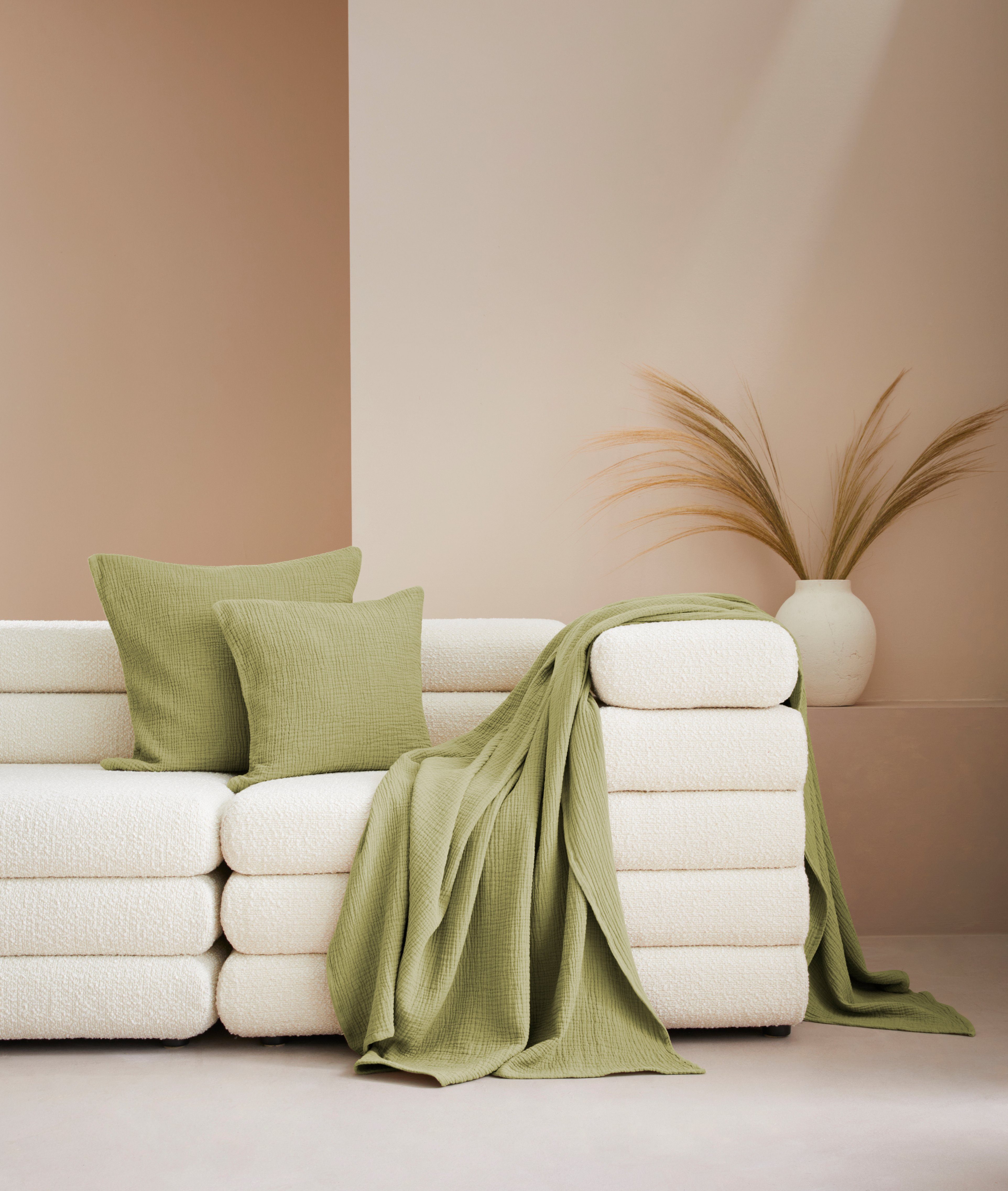 Wohndecke HEVIN, Musselin, 100% Baumwolle, Topseller!, LeGer Home by Lena Gercke, Tagesdecke im Baumwoll-Crinkle-Effekt, Musselin, Kuscheldecke – Bild 4 von 5