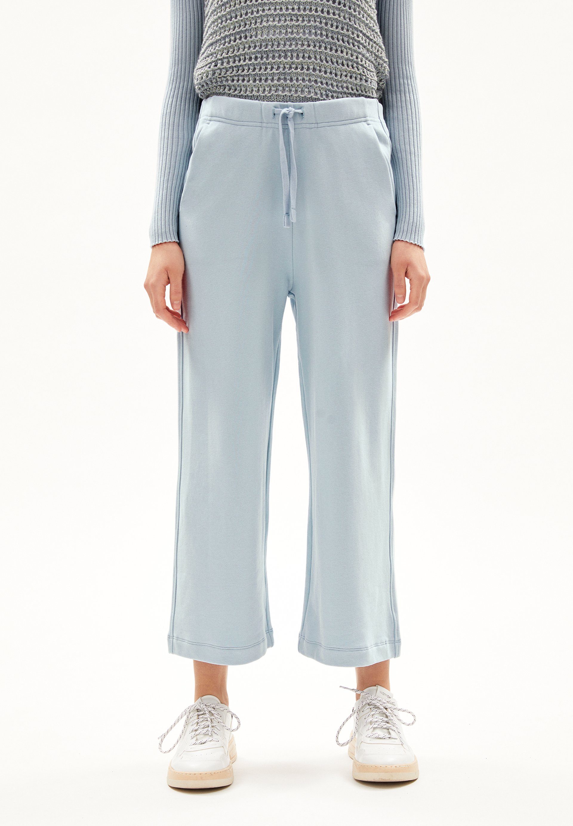 Armedangels Stoffhose RIVAANA Sweathose Regular Fit aus Bio-Baumwolle (Regular Fit)