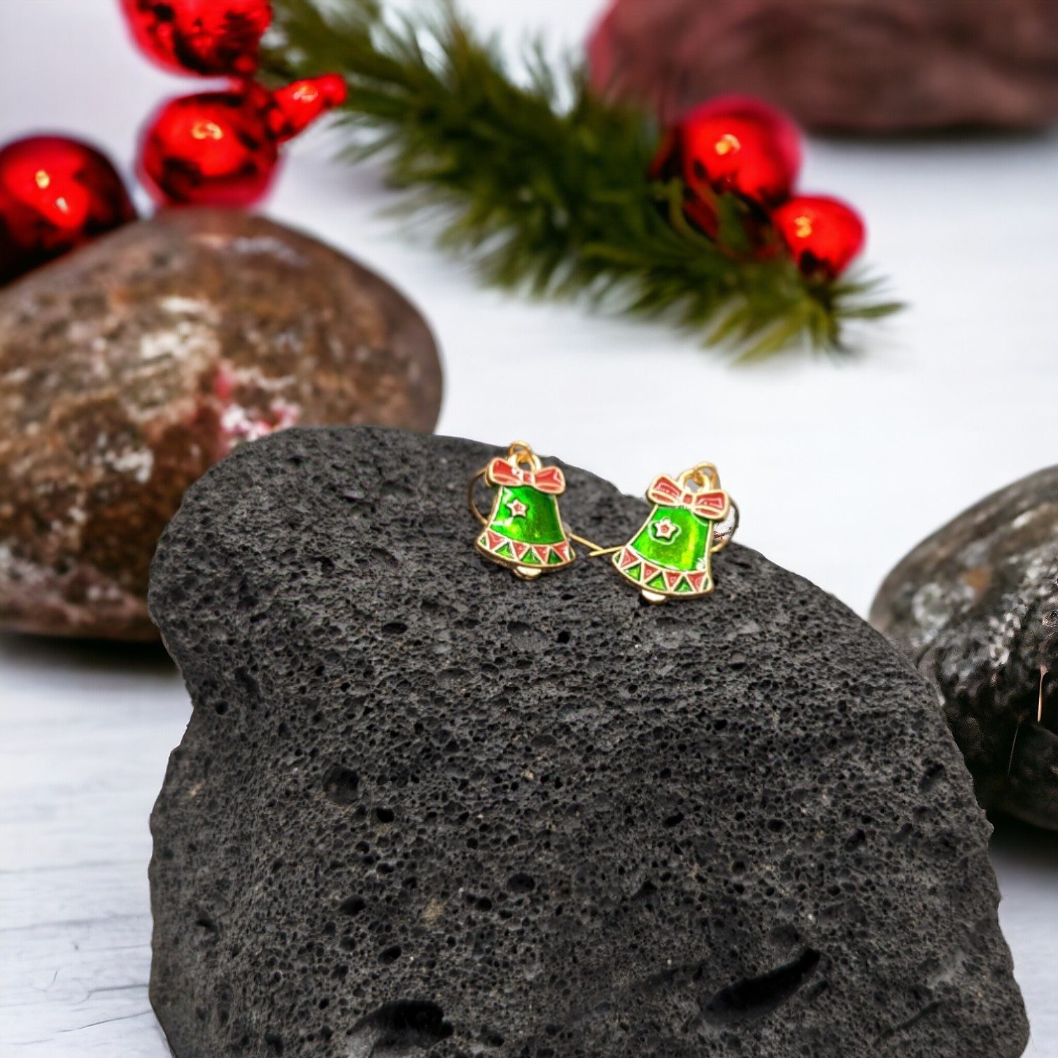 Eyecatcher Paar Ohrhaken Weihnachten Ohrhaken Ohrringe im grüne Weihnachtsglocken Design in (Paar)