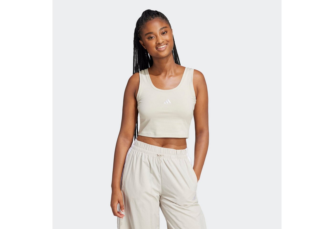 adidas Sportswear Tanktop ESSENTIALS SMALL LOGO COTTON LIFESTYLE schmale Passform, leichtes und luftiges Design