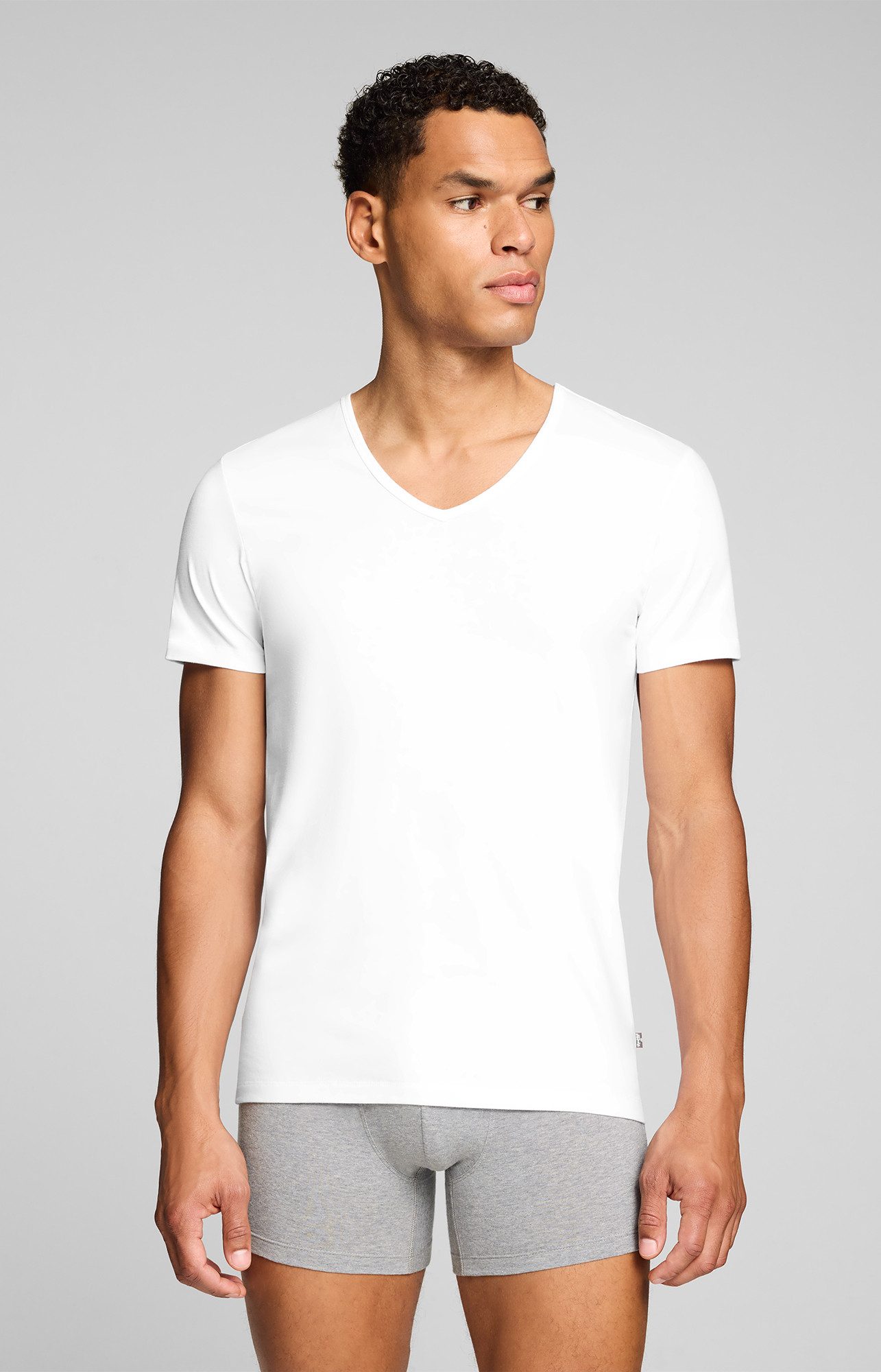 Levi's® T-Shirt LEVIS MEN V-NECK (2er Pack) mit V-Ausschnitt und kurzen Ärm günstig online kaufen