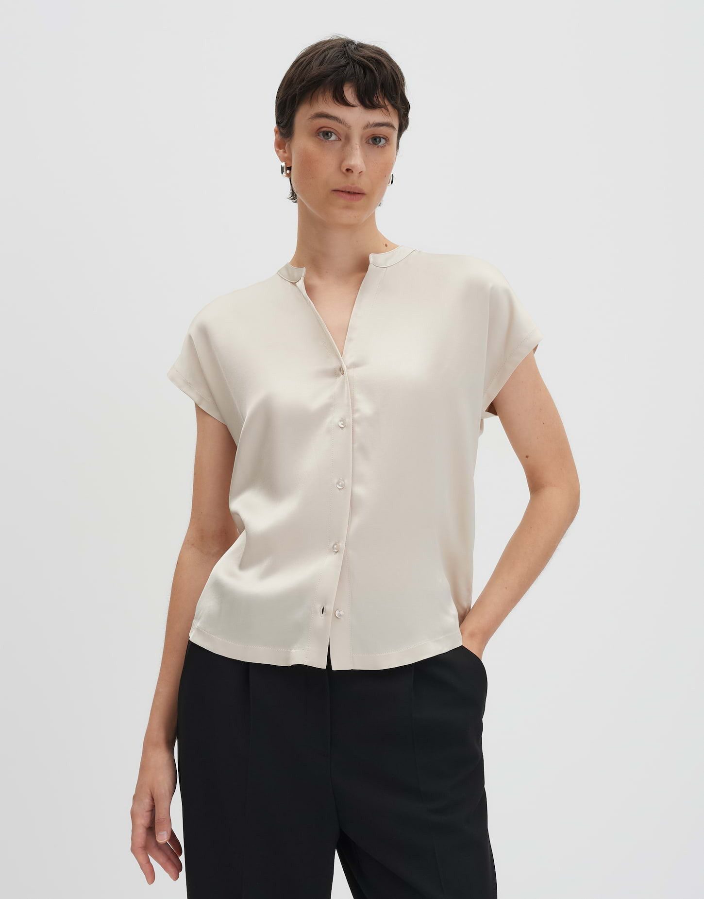 Kurzarmshirt KORALIE Regular im Materialmix