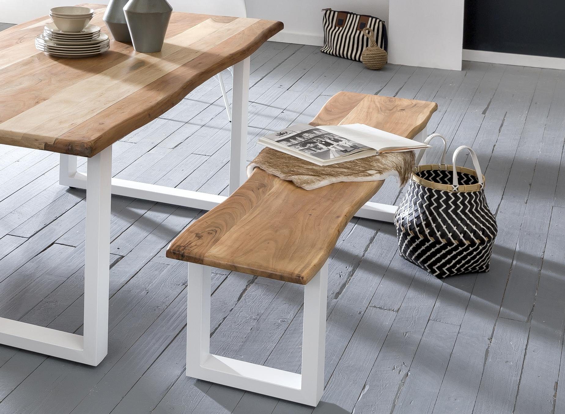 Home affaire Bank Manhattan, mit Baumkantenoptik und Gestell U-Form aus weißem Metall. € 395,99, (€ 395,99 pro 1 Stk).