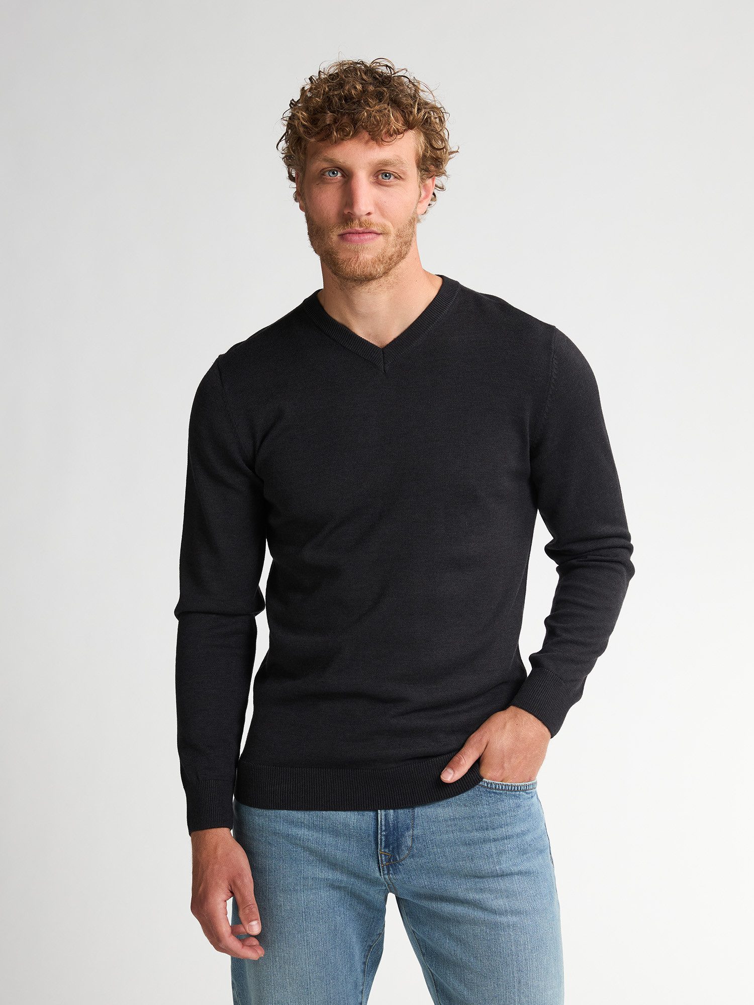 Petrol Industries V-Ausschnitt-Pullover V-Neck Basi Materialmix mit Baumwollanteil
