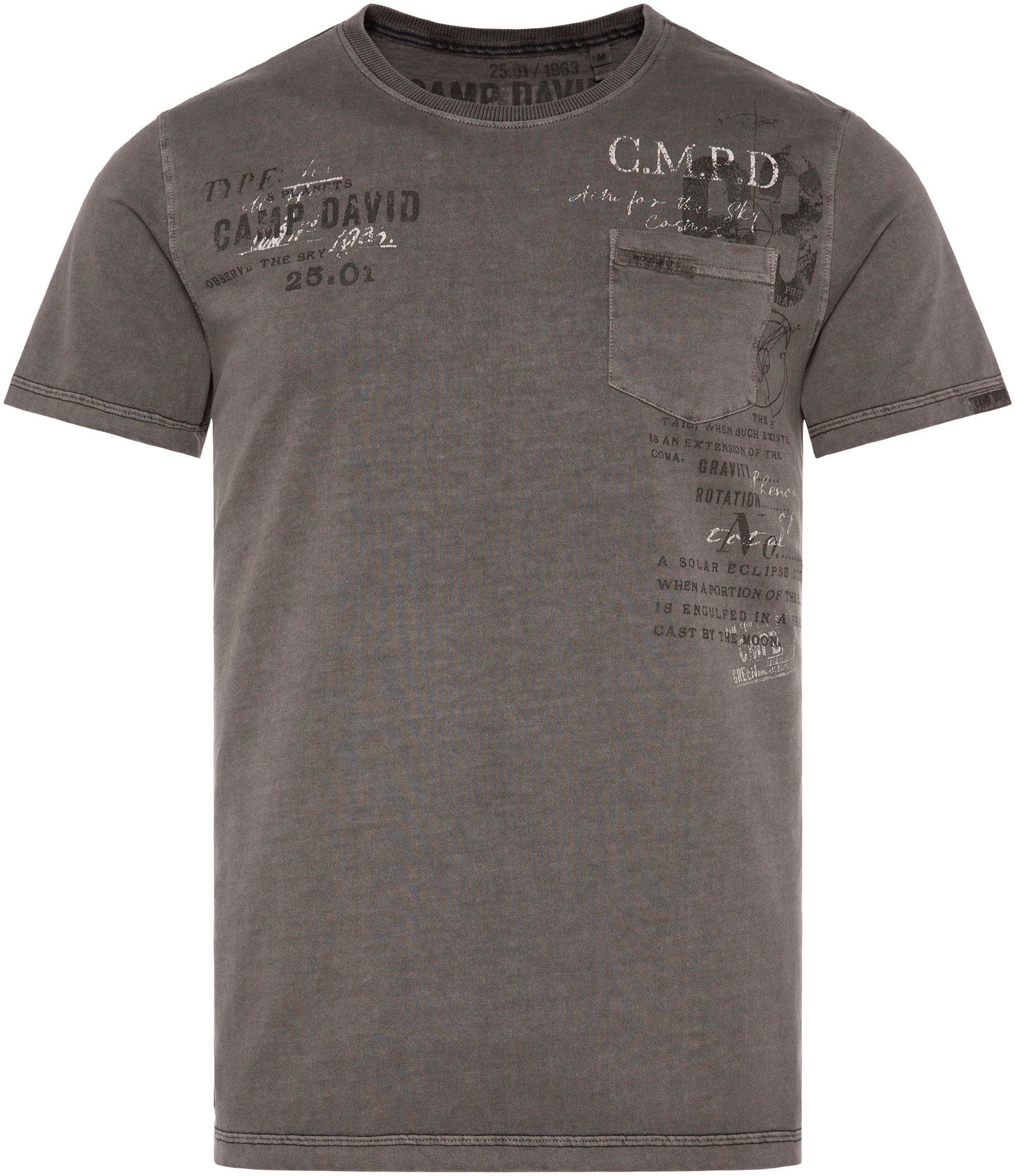 CAMP DAVID T-Shirt mud Kontrastnähten mit