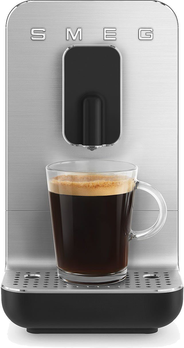 BCC01BLMEU Schwarz Herausnehmbare Brüheinheit Smeg Kaffeevollautomat BCC01BLMEU, matt