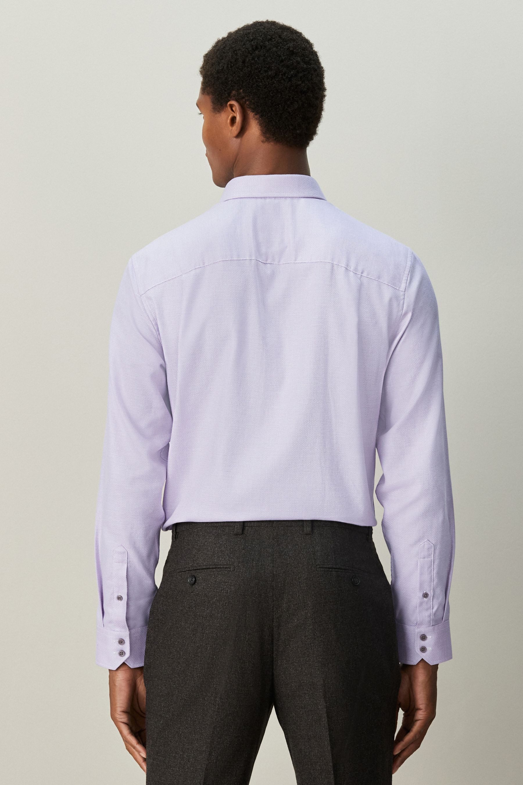 Next Langarmhemd Langärmeliges Regular Fit Anzughemd mit Besatz (1-tlg) günstig online kaufen
